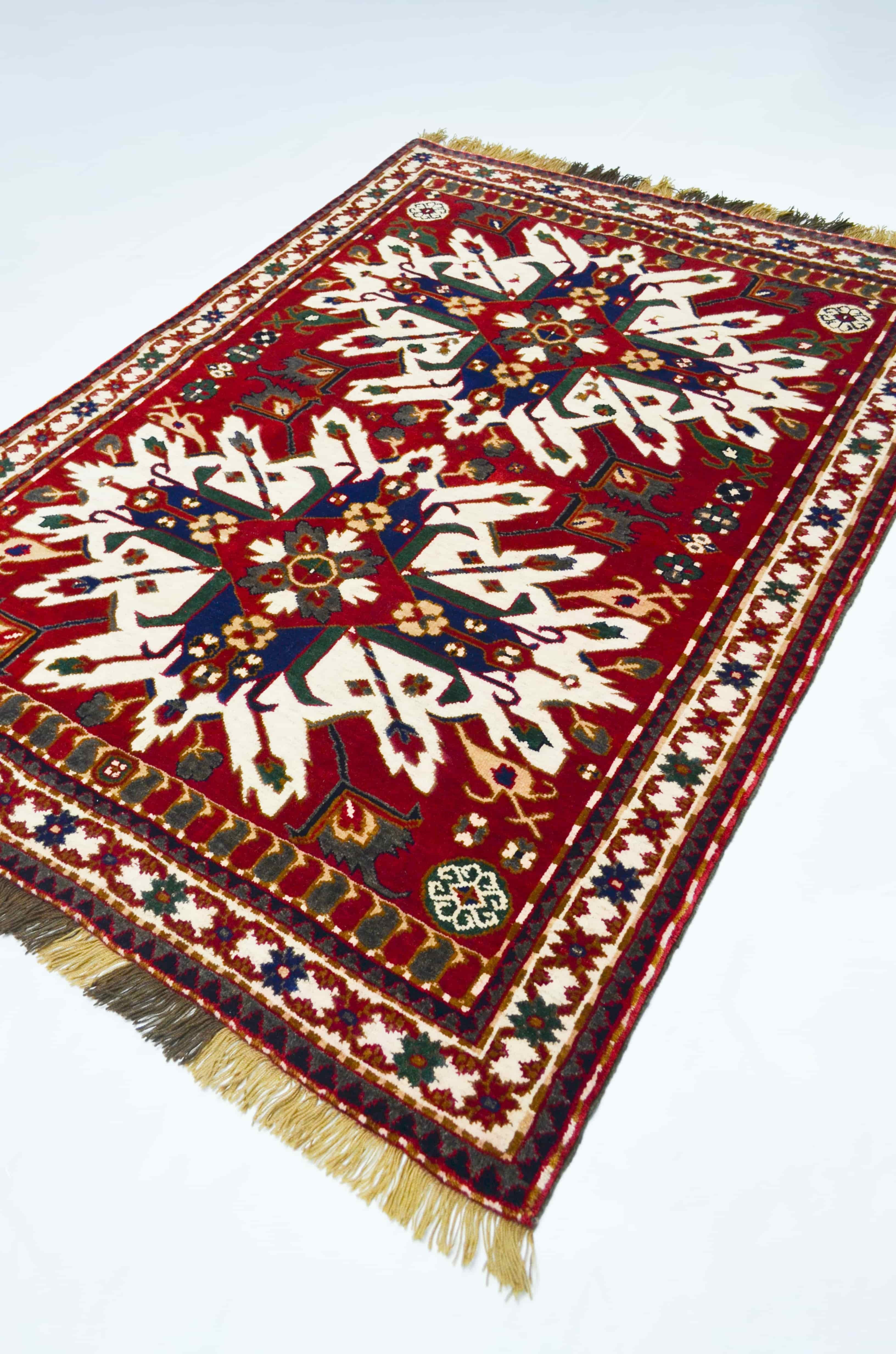Ejder Motifli Yünden El Dokuma Bordo Renk Kars Halısı 146x198 cm (2.89 m²)