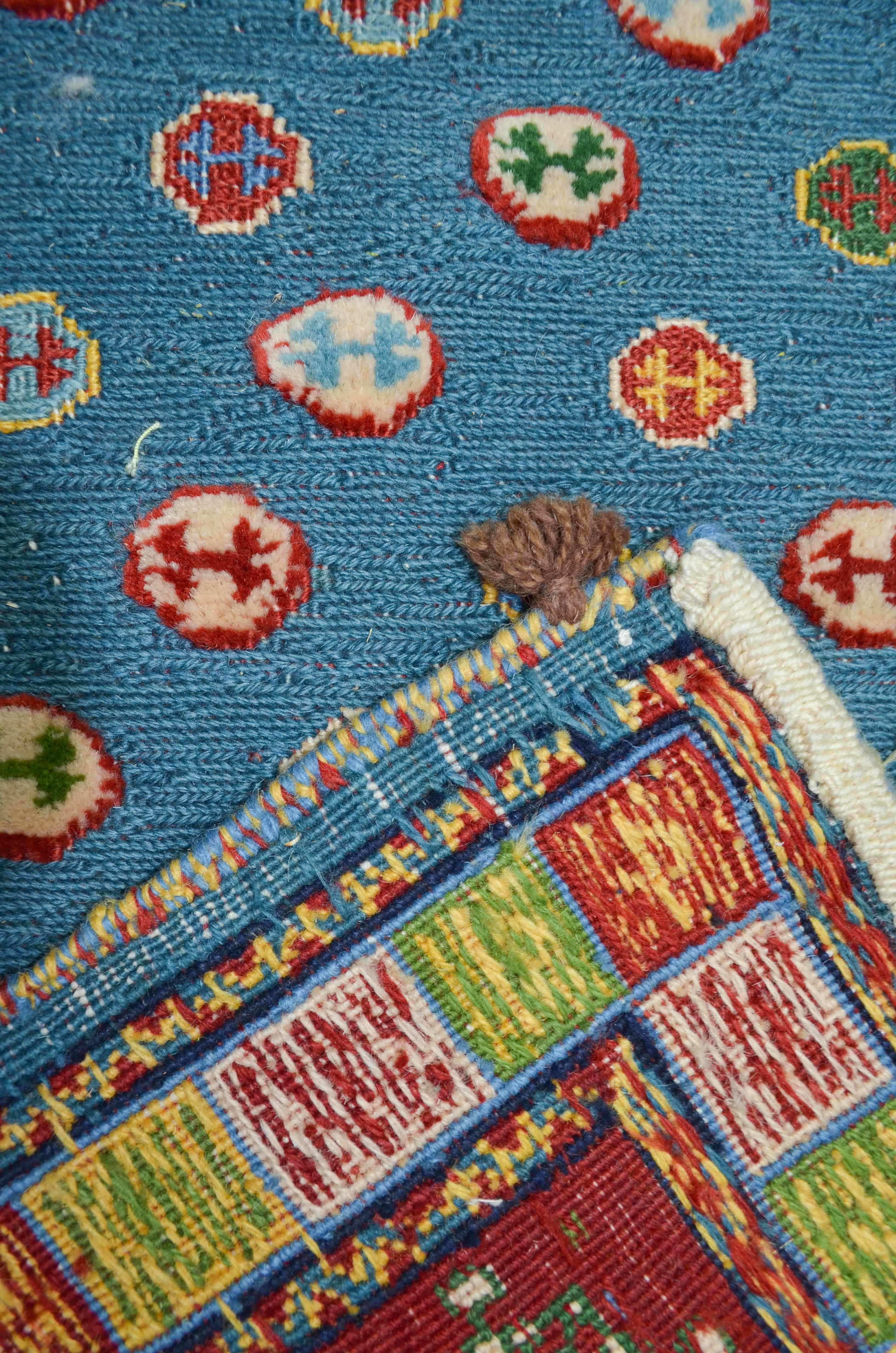 İran Zolanvari El Dokuma Kırmızı ve Mavi Yün Sumak Kilim 146x186 cm (2,71 m²)