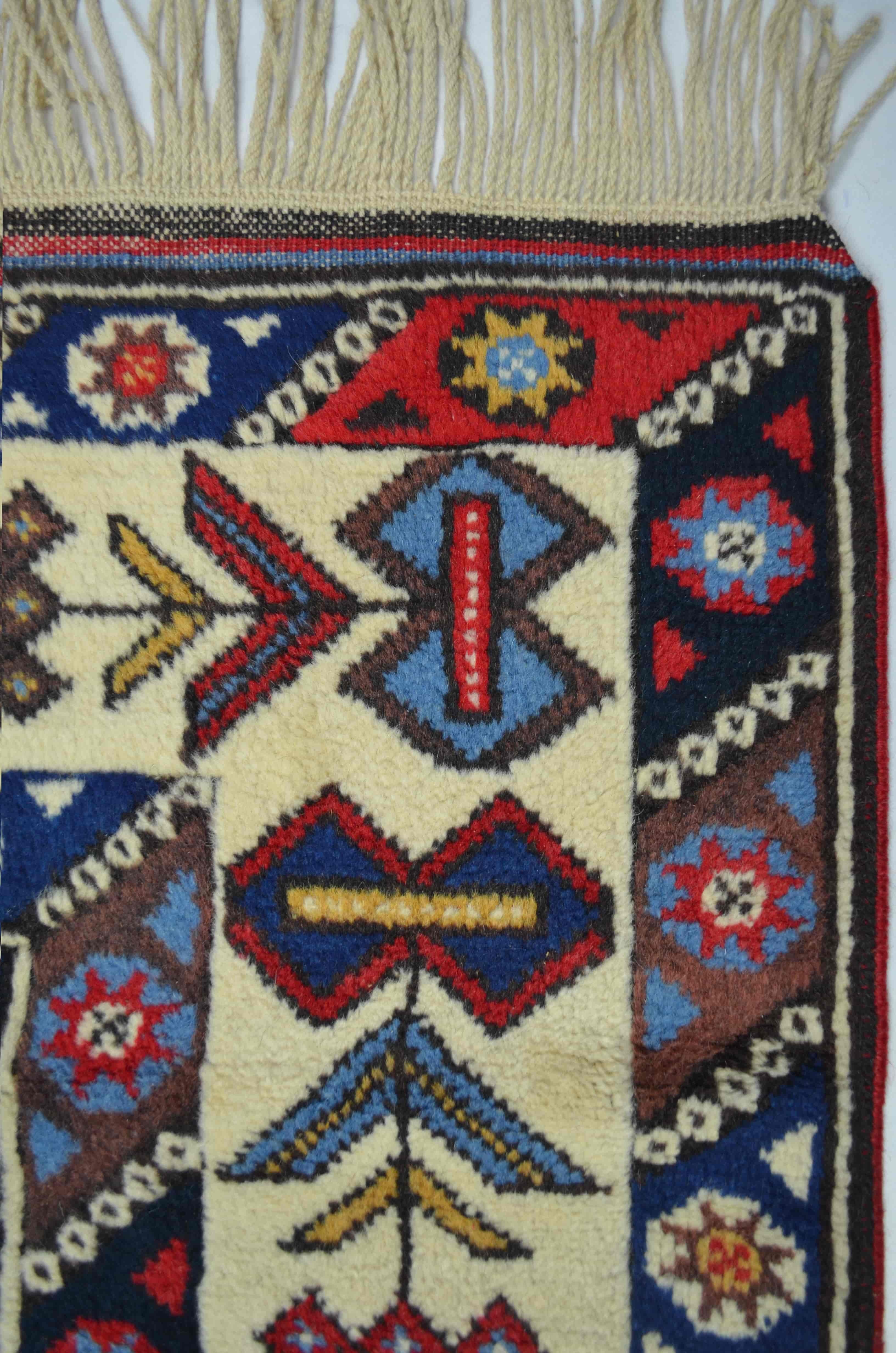 Antalya Döşemealtı El Dokuma Halı Kırmızı Renk 118x175 cm (2.06 m²)