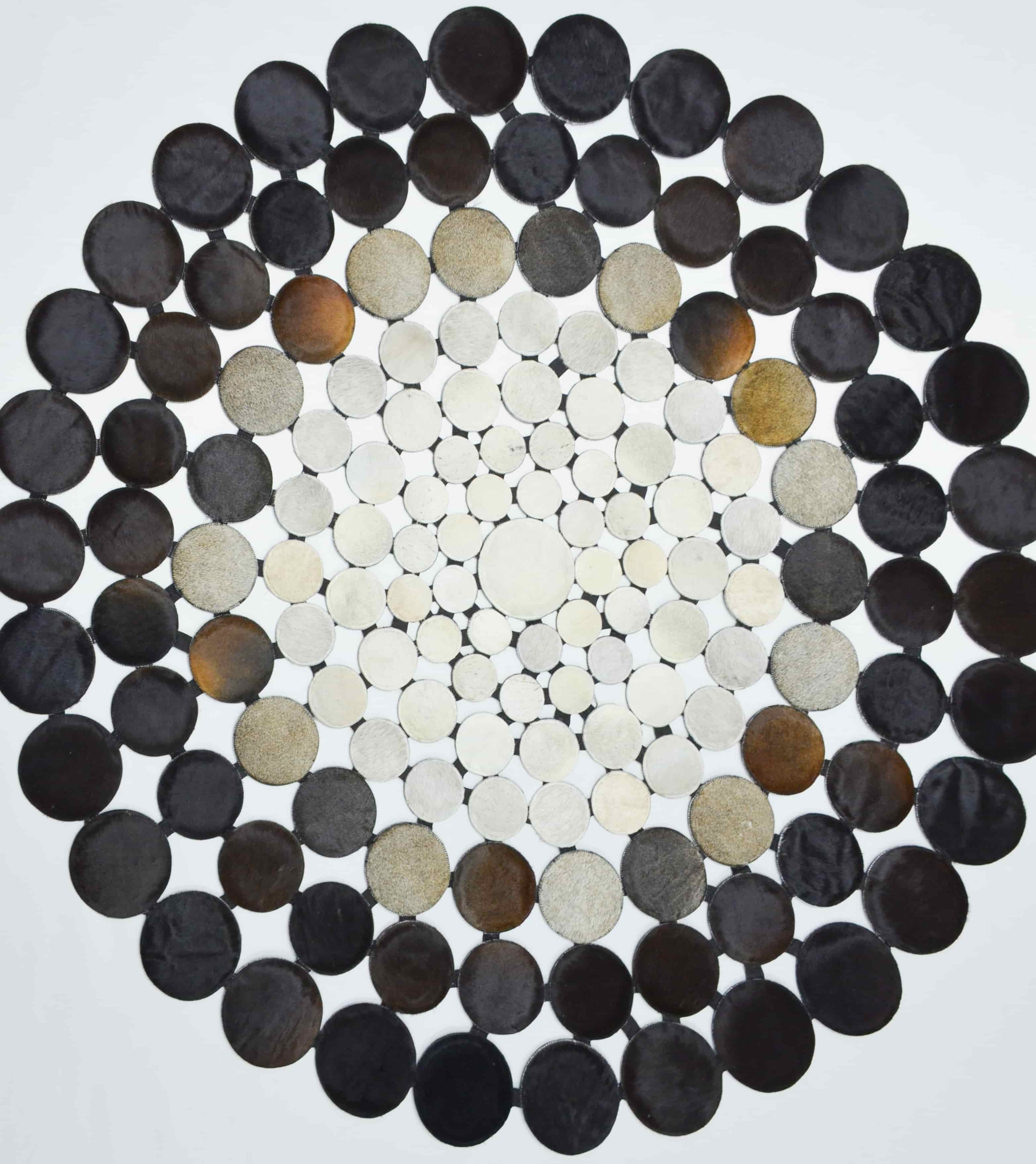 Siyah ve Beyaz Renk Ombre Geçişli Yuvarlak Deri Patchwork Halı 160x160 cm (2,56 m²)
