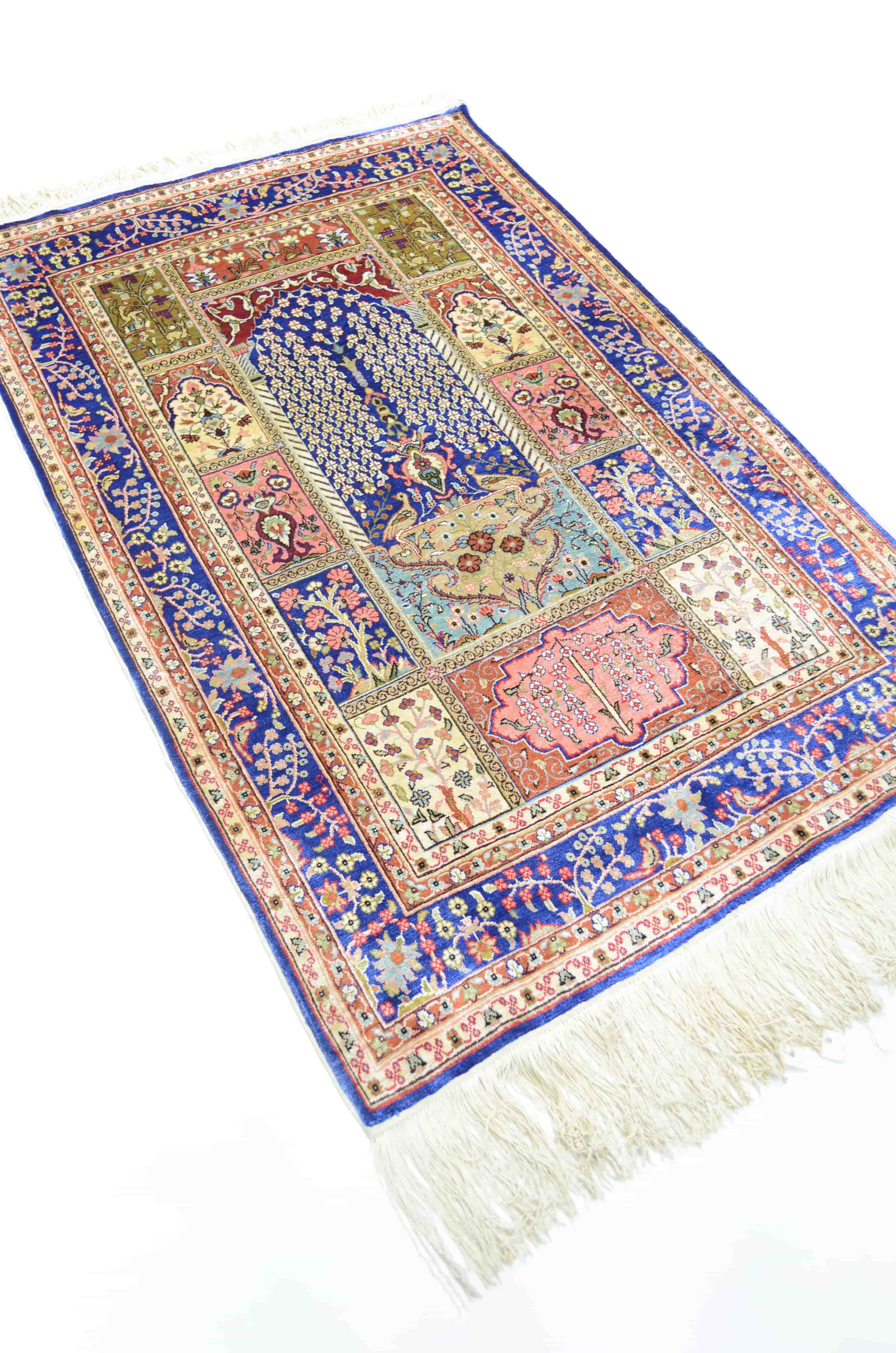 Saf İpekten El Dokuma Namazlık Kayseri Halısı 78x116 cm (0.90 m²)
