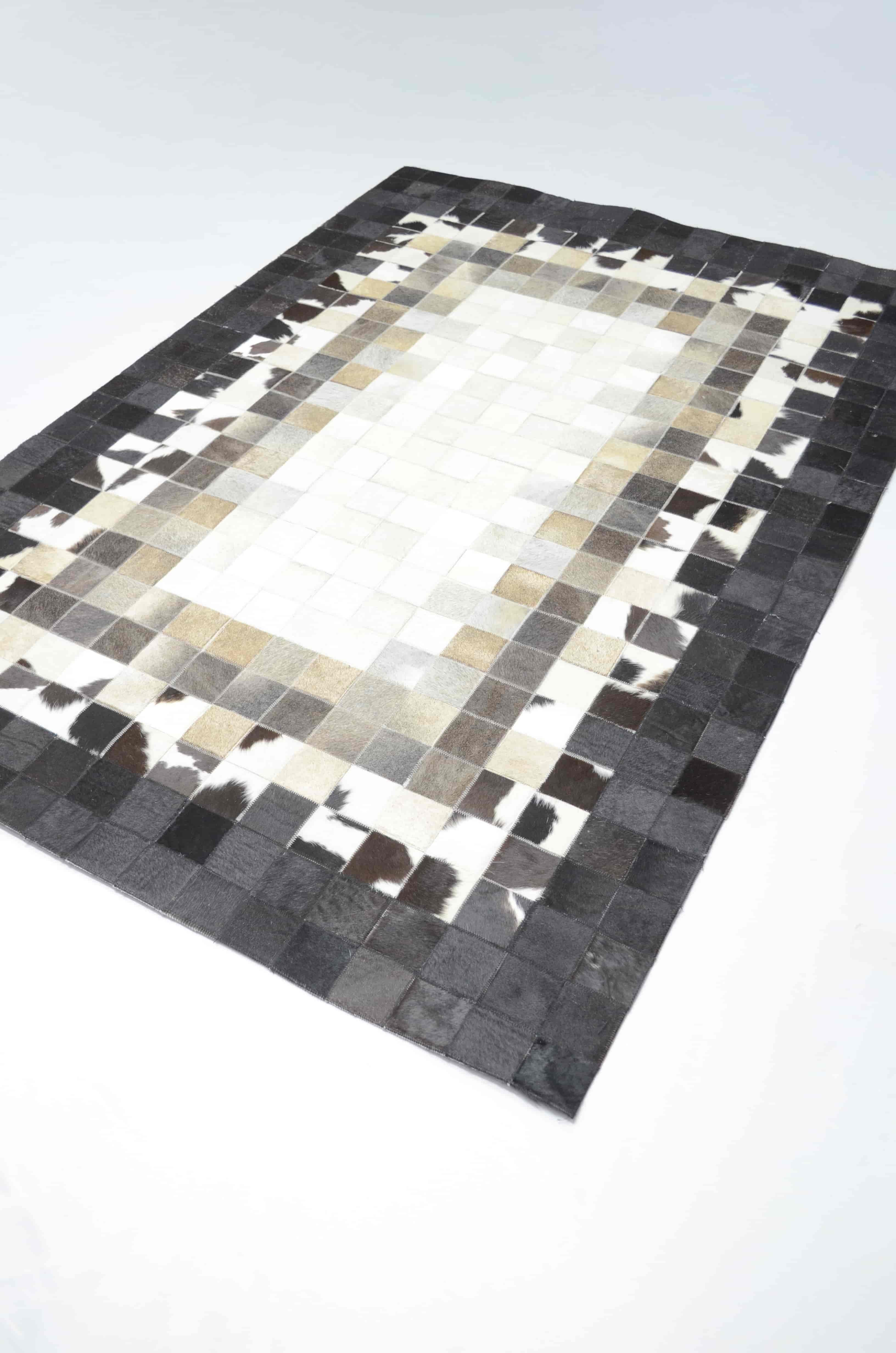 Beyaz ve Siyah Renk Ombre Geçişli Deri Patchwork Halı 120x180 cm (2,16 m²)