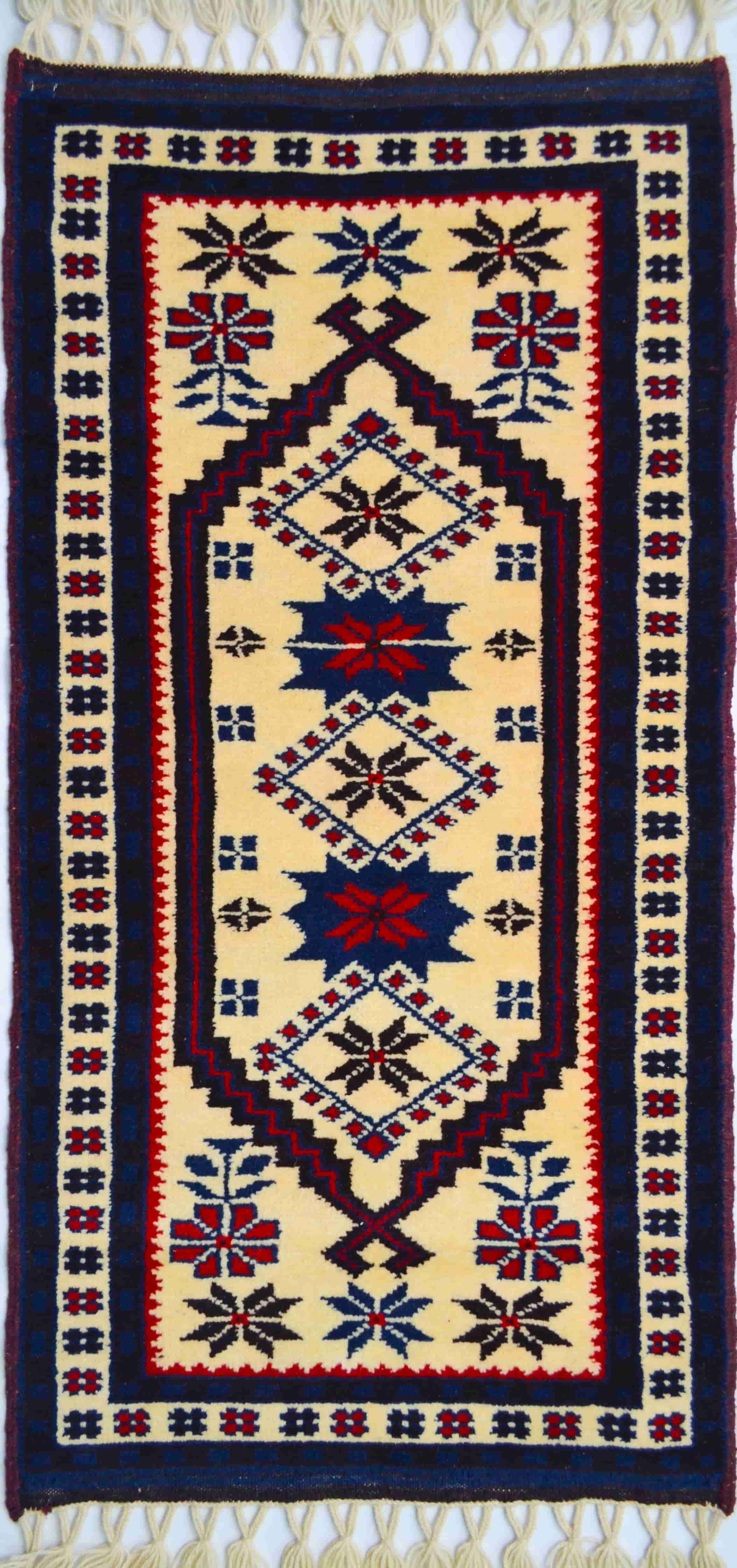 El Dokuma Geleneksel Yağcıbedir Halısı 57x116 cm (0.66 m²)