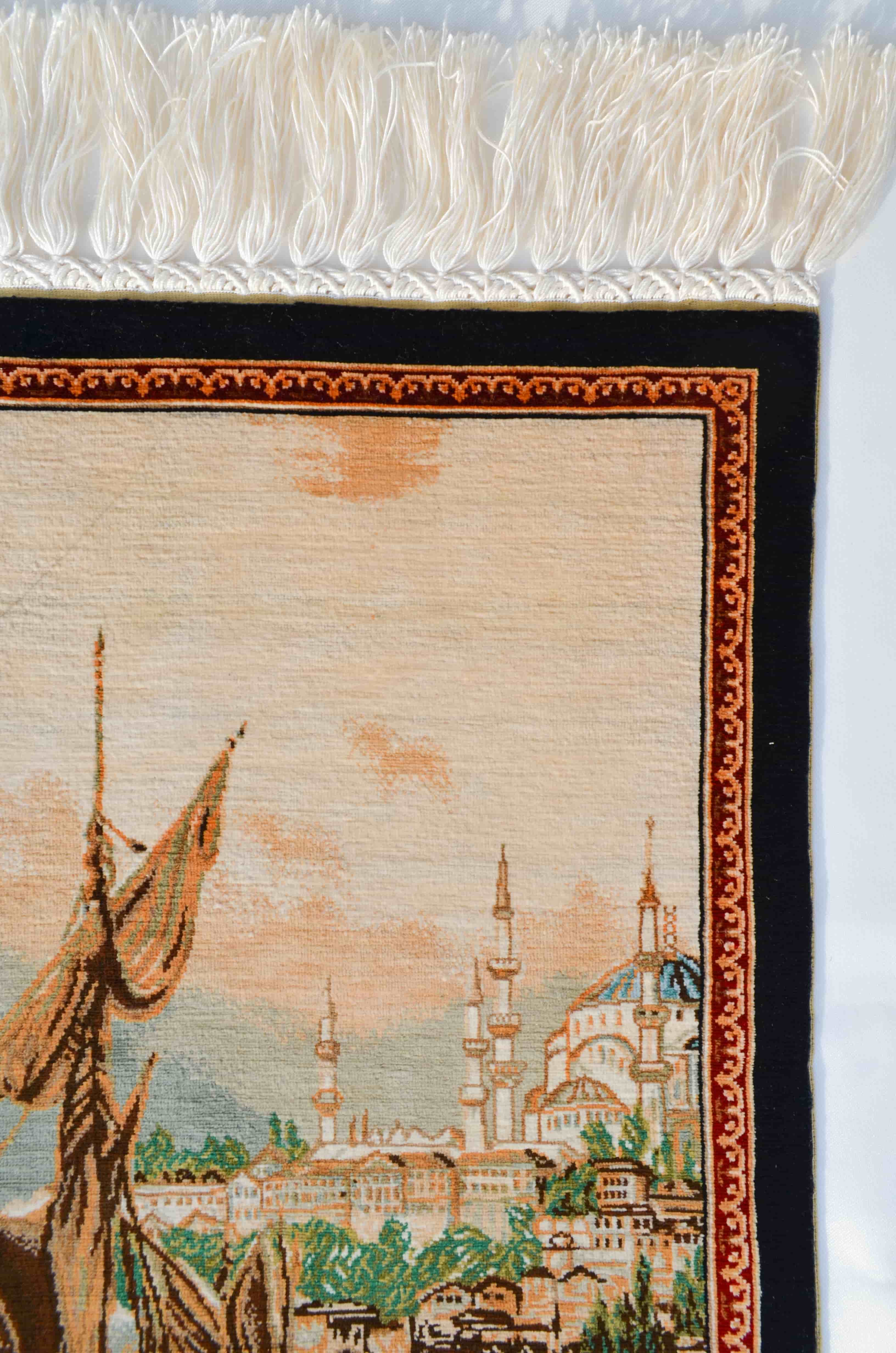 Eski İstanbul Desenli Saf İpek El Dokuma Duvar Halısı (33x47 cm)