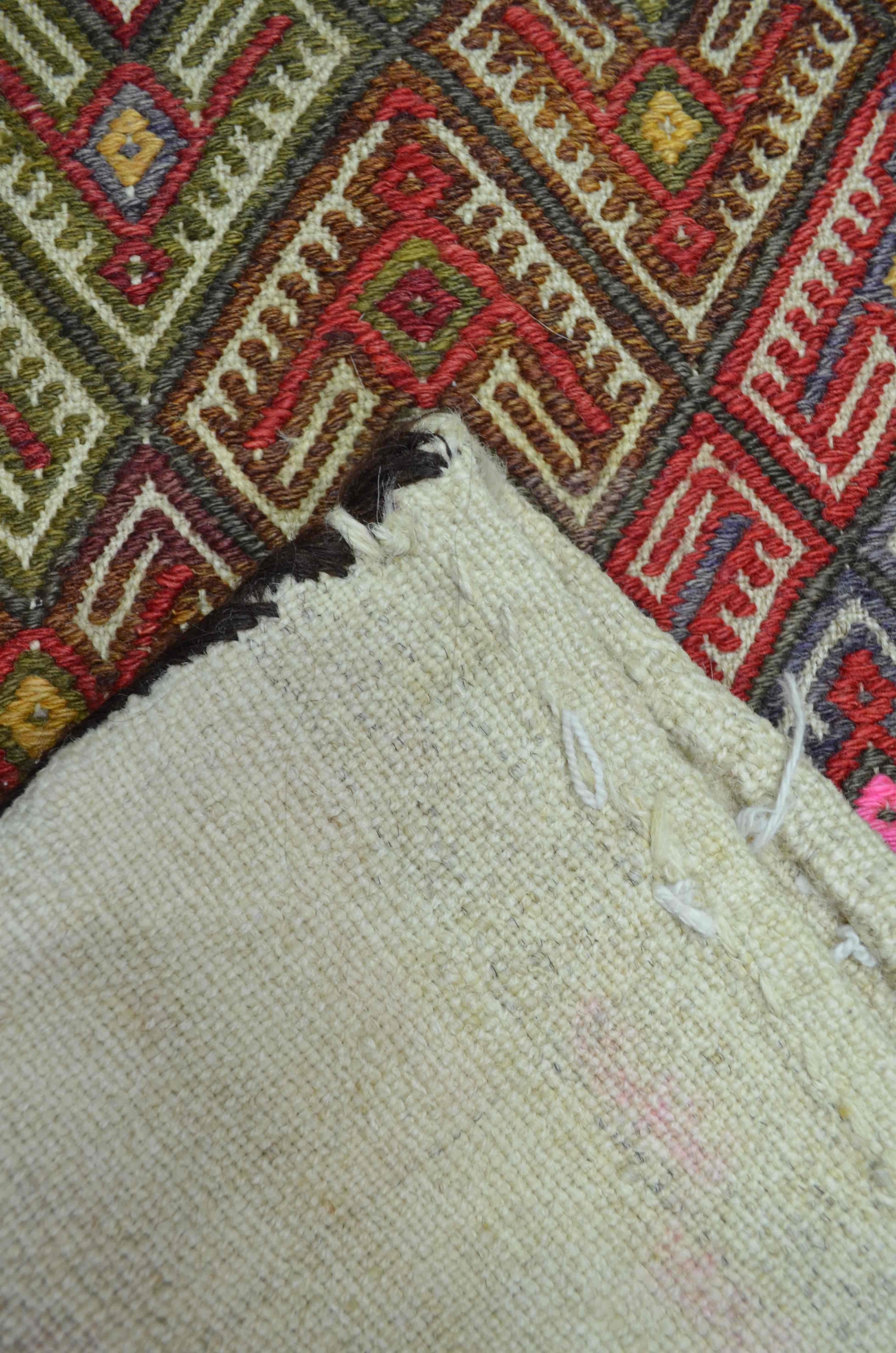 Vintage Konya Cicim El Dokuma Krem Zeminli Çok Renkli Yün Yastık 66x94 cm (0,62 m²)