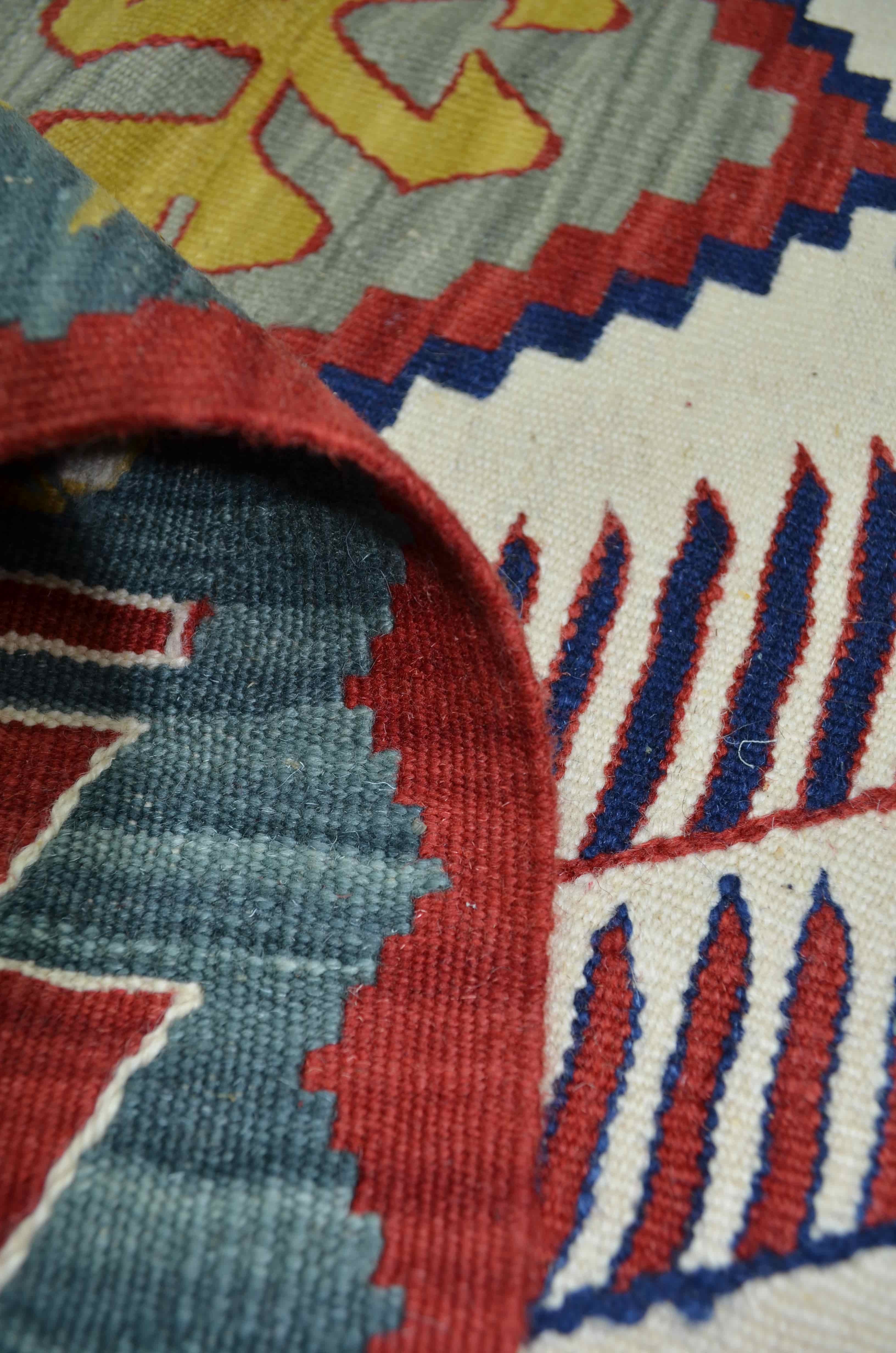 Uşak Yünden El Dokuma Yeşil, Sarı ve Bordo Renk Kilim 120x180 cm (2,16 m²)