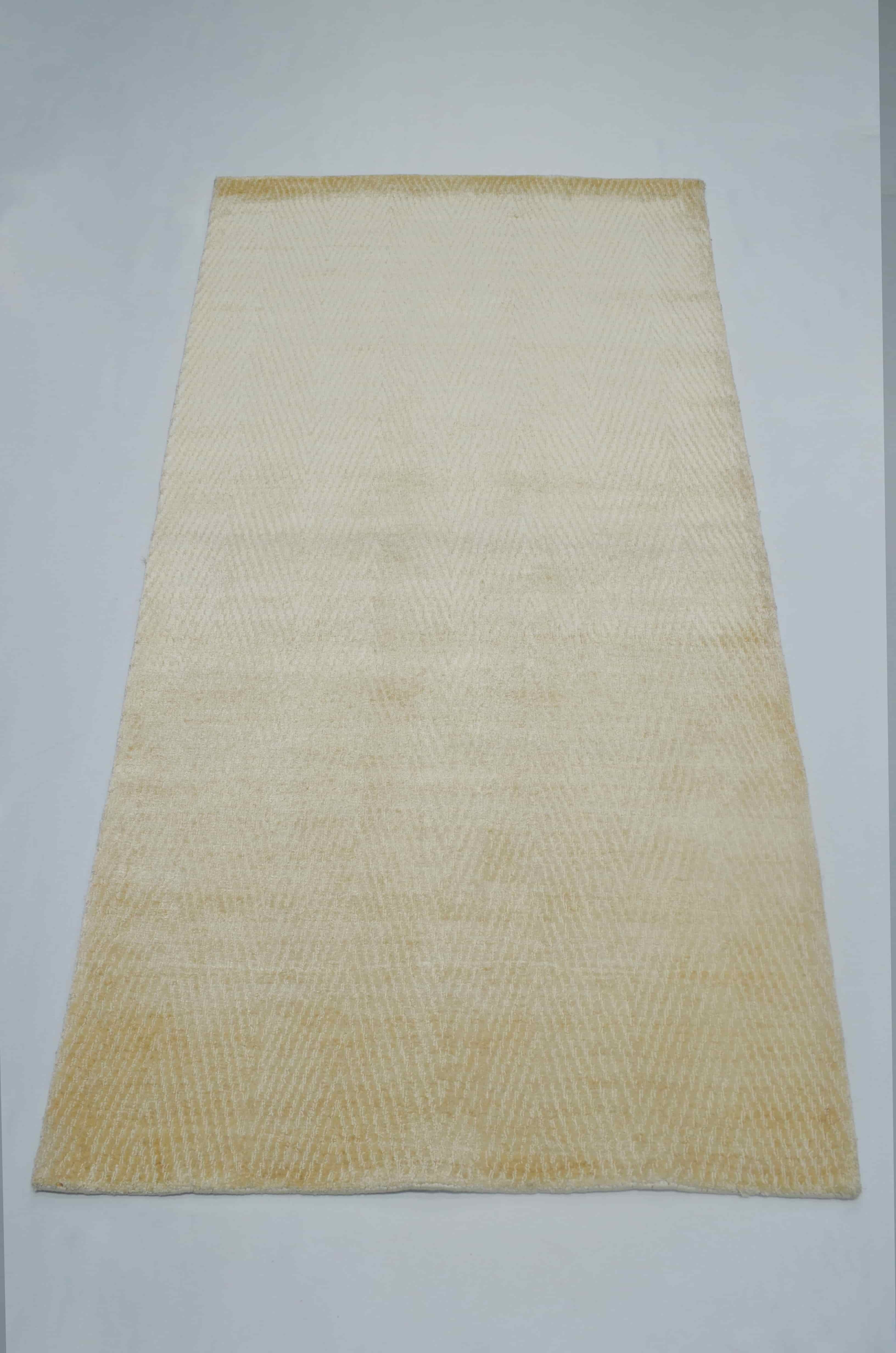 Nüans Açık Bej Renk İpek Görünümlü Zigzag Desenli Viskoz Modern El Dokuma Halı 80x150 cm (1.2 m²)