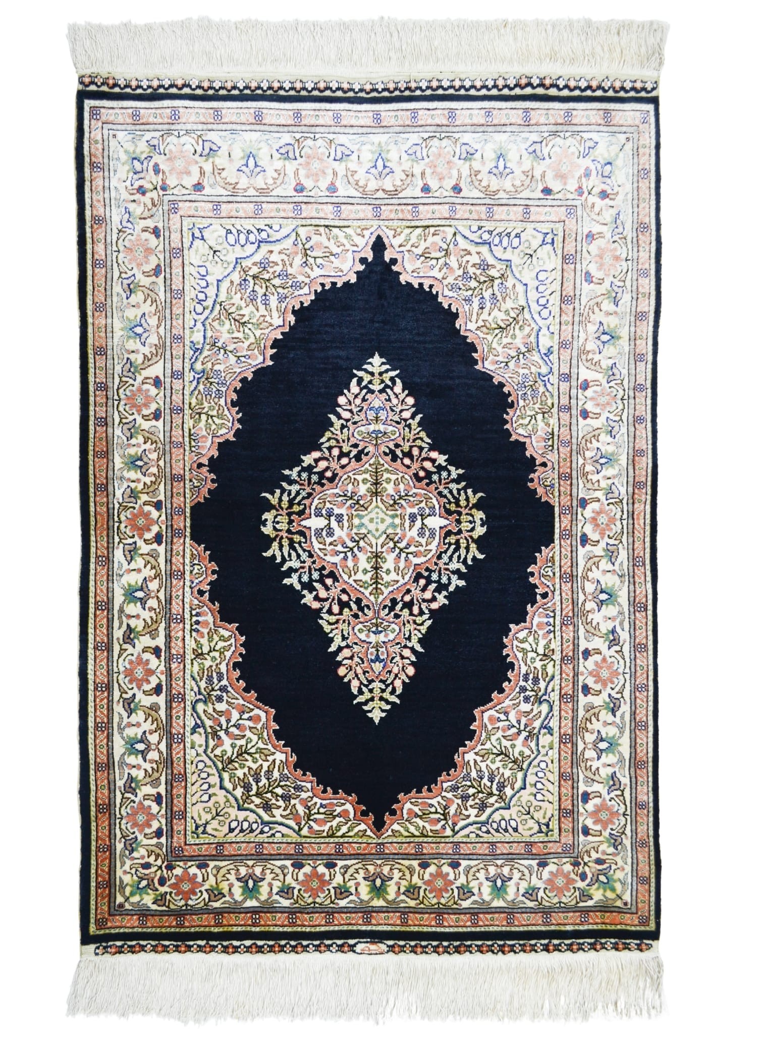 Saf İpekten El Dokuma Siyah Renk Madalyonlu Model Kayseri Halısı 76x111 cm (0.84 m²)