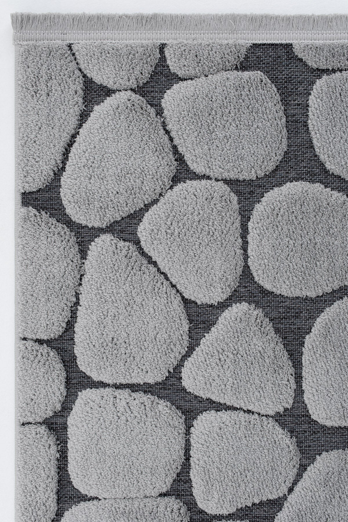 Indus 8001 Yumuşak Dokulu Kabartma Desenli Halı