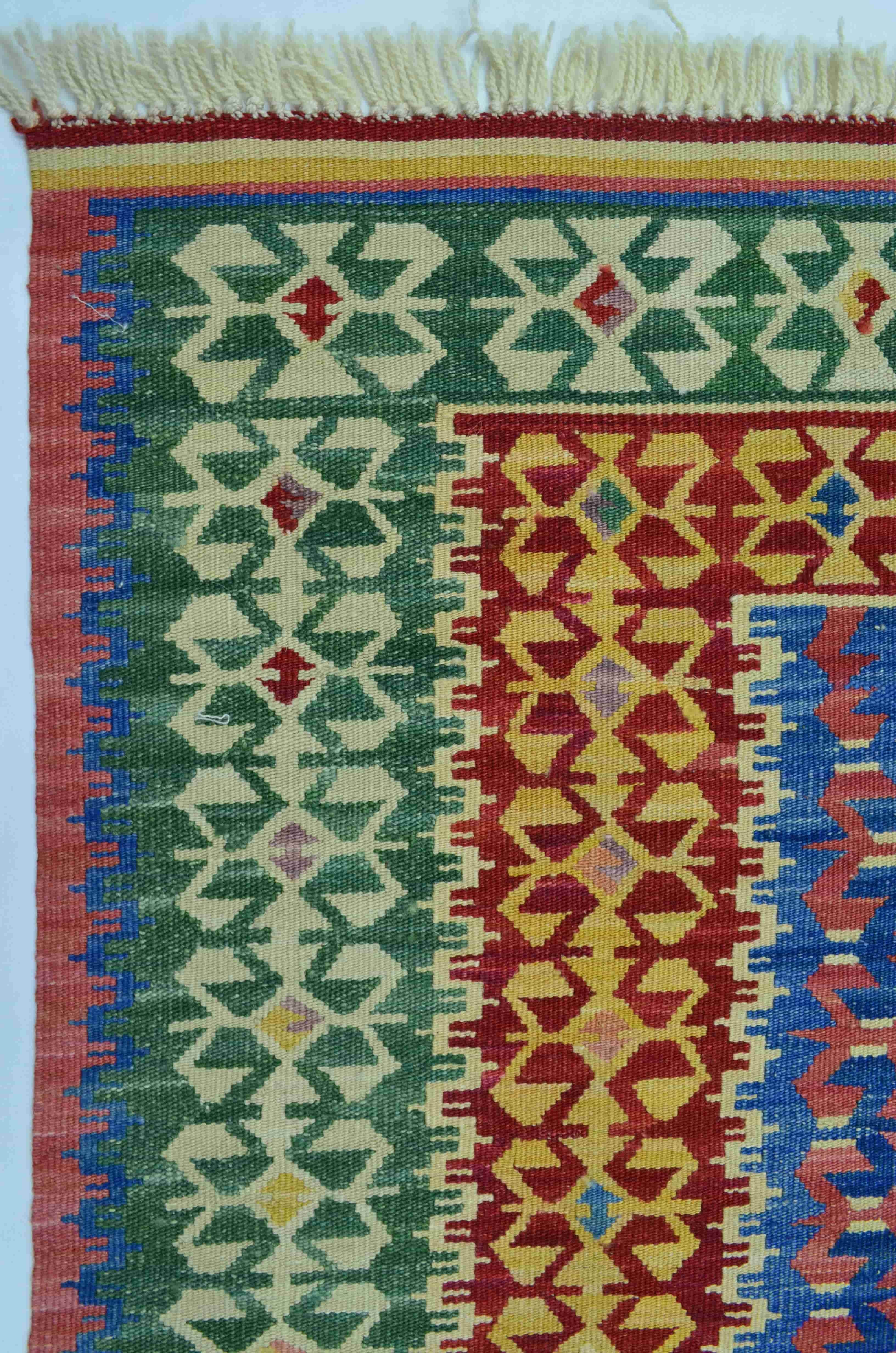 El Dokuma Renkli Kirmen Yünü ve Doğal Kök Boya Kilim 120x180 cm (2.16 m²)