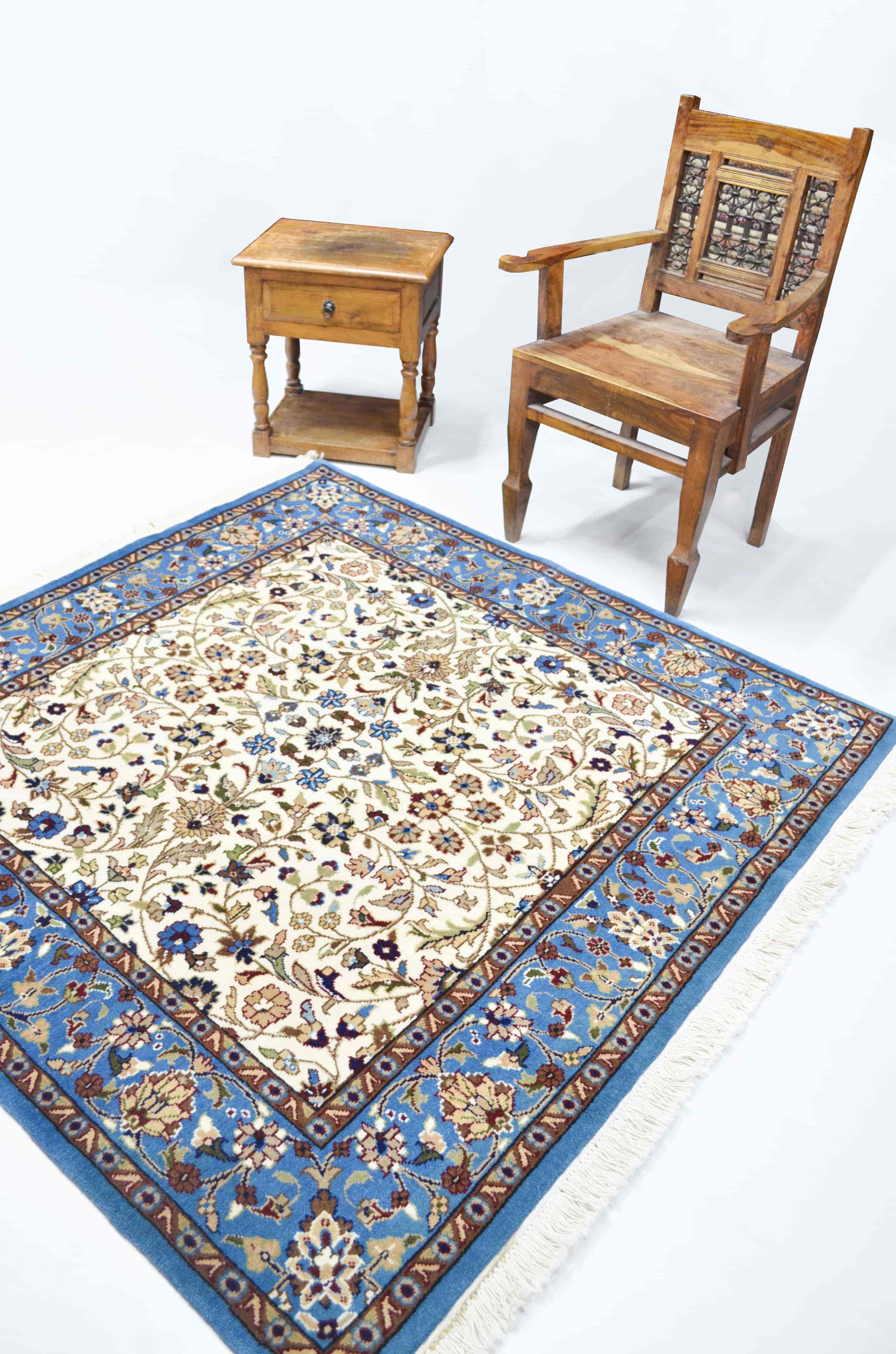 İran El Dokuma Kare Krem ve Mavi Renk Yün Halı 154x154 cm (2.37 m²)