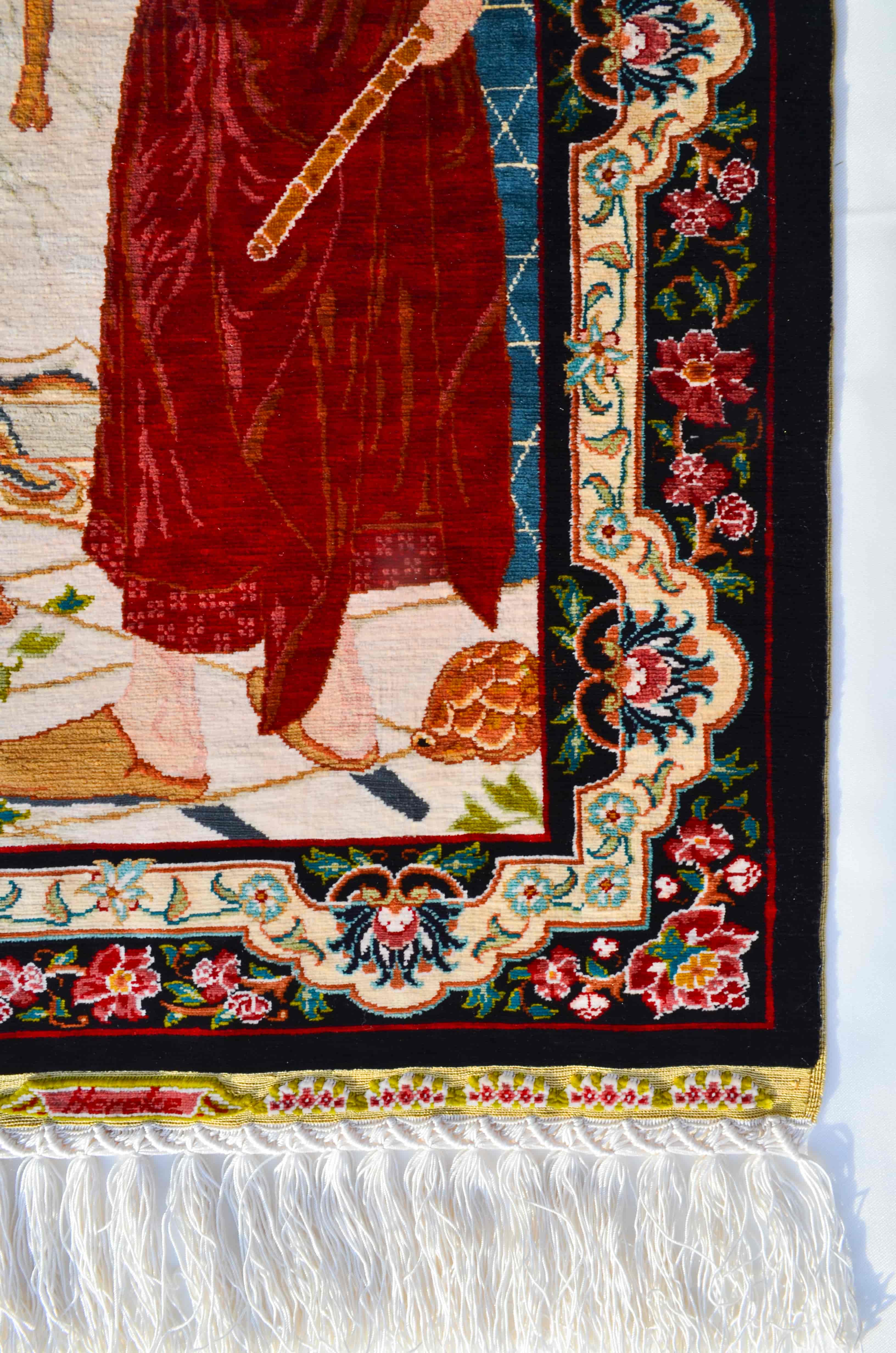 Kaplumbağa Terbiyecisi Desenli Saf İpek El Dokuma Duvar Halısı (36x60 cm)