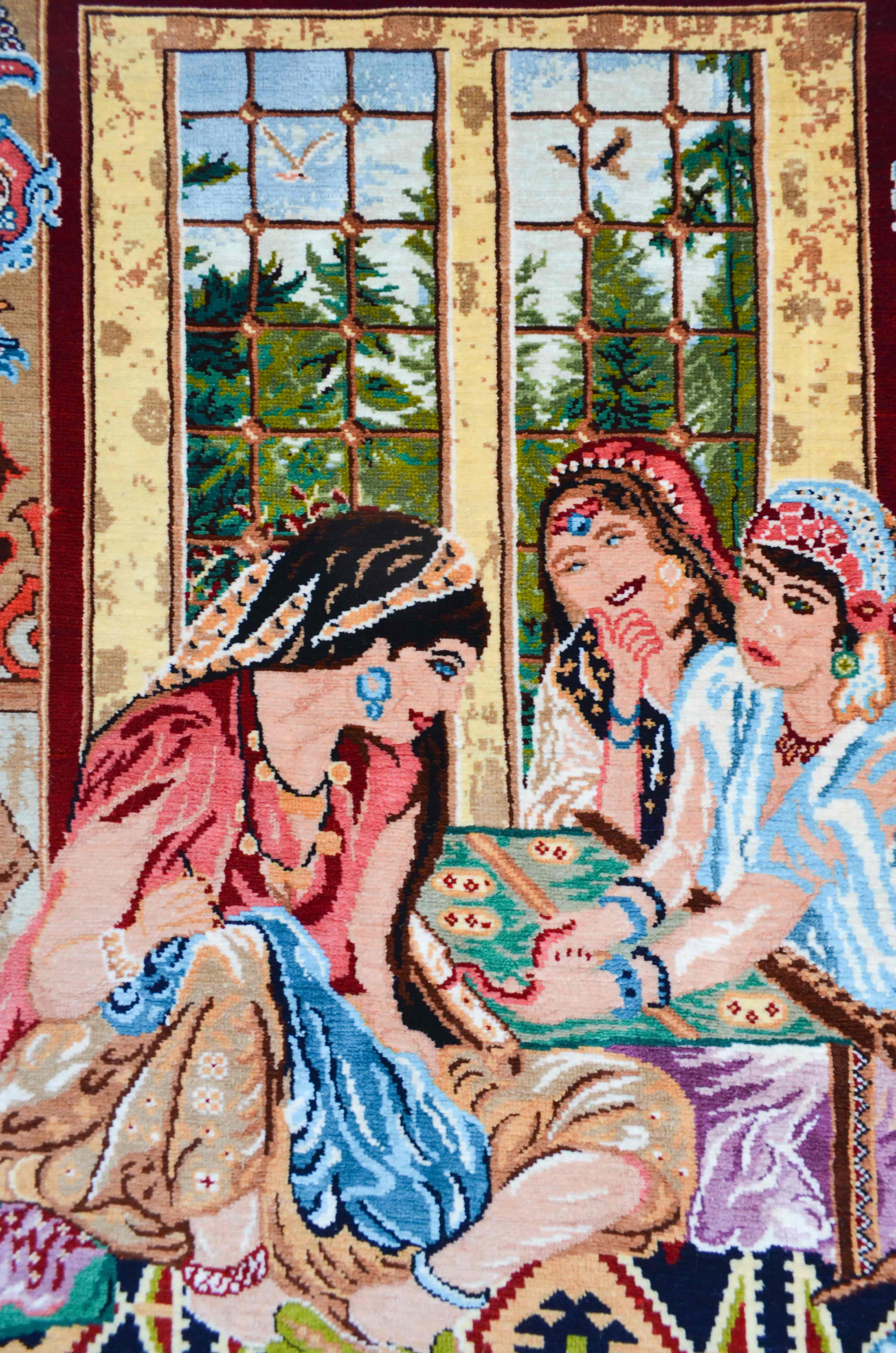 Mükrime Hatun Tasvirli Saf İpek El Dokuma Duvar Halısı (40x60 cm)