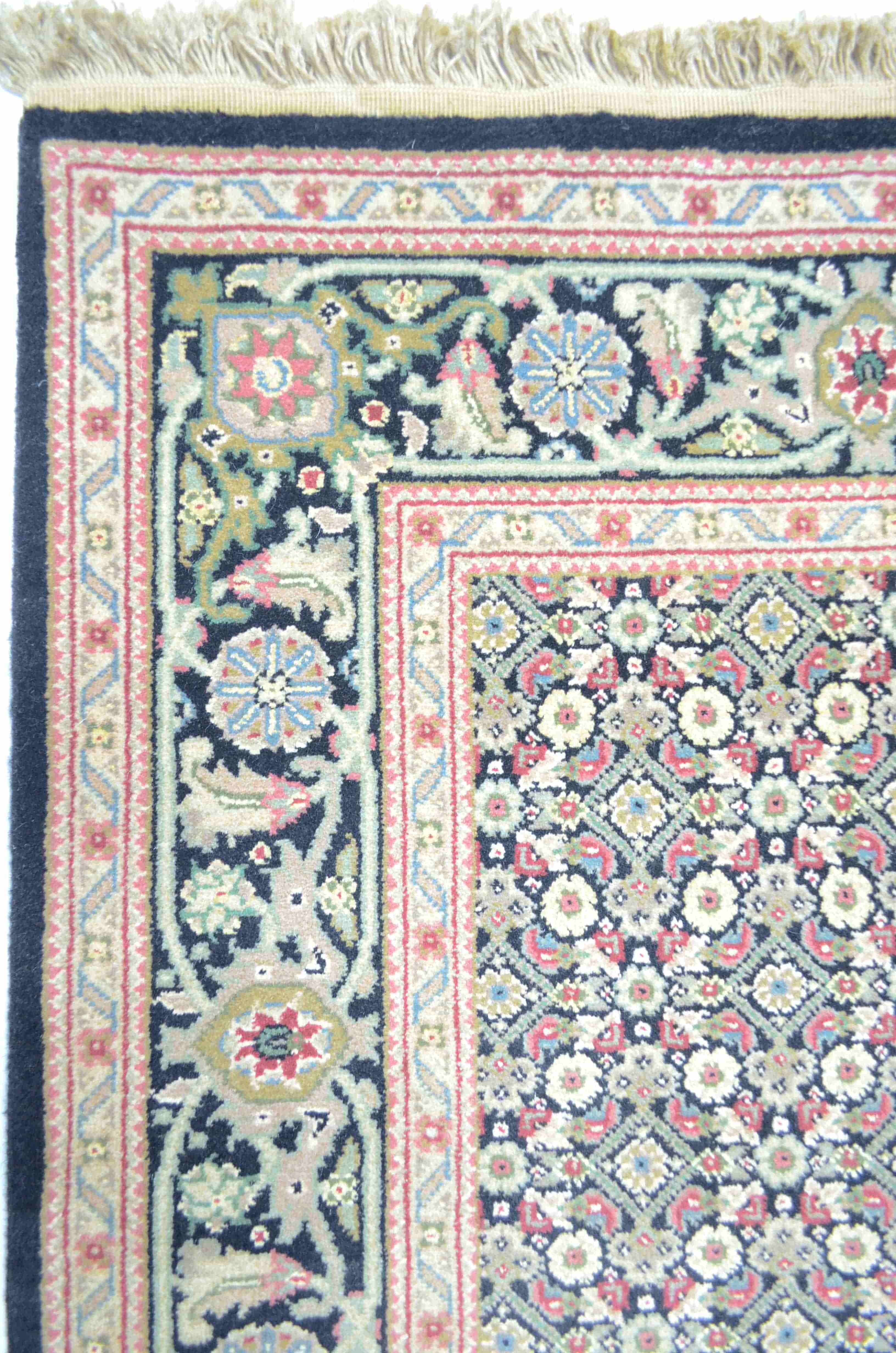  Yünden El Dokuma Siyah Renk İran İsfahan Halısı 94x156 cm (1.46 m²)