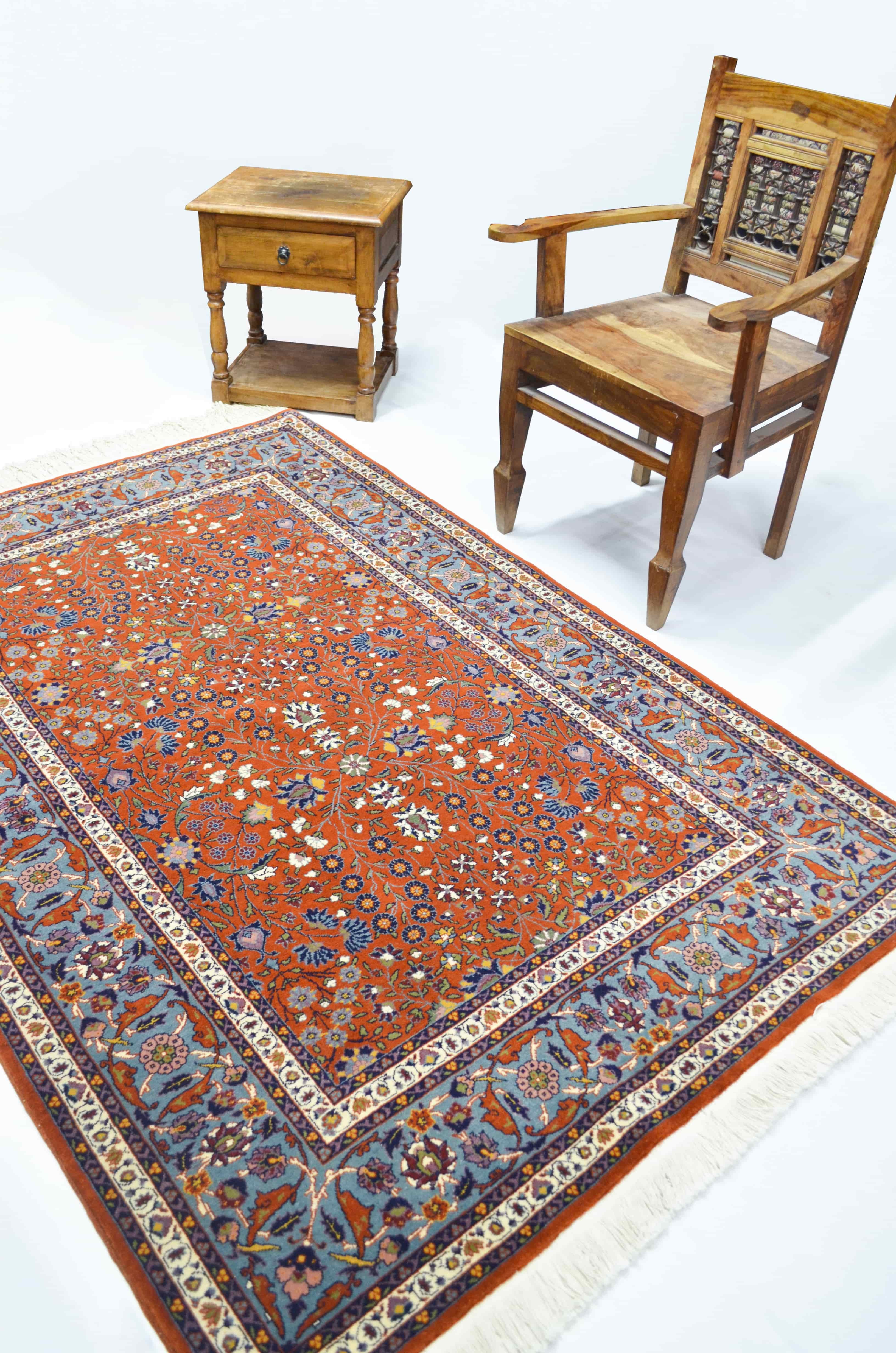 Yedi Dağın Çiçeği Desenli Kiremit Renk Yünden El Dokuma Hereke Halısı 131x192 cm (2.52 m²)