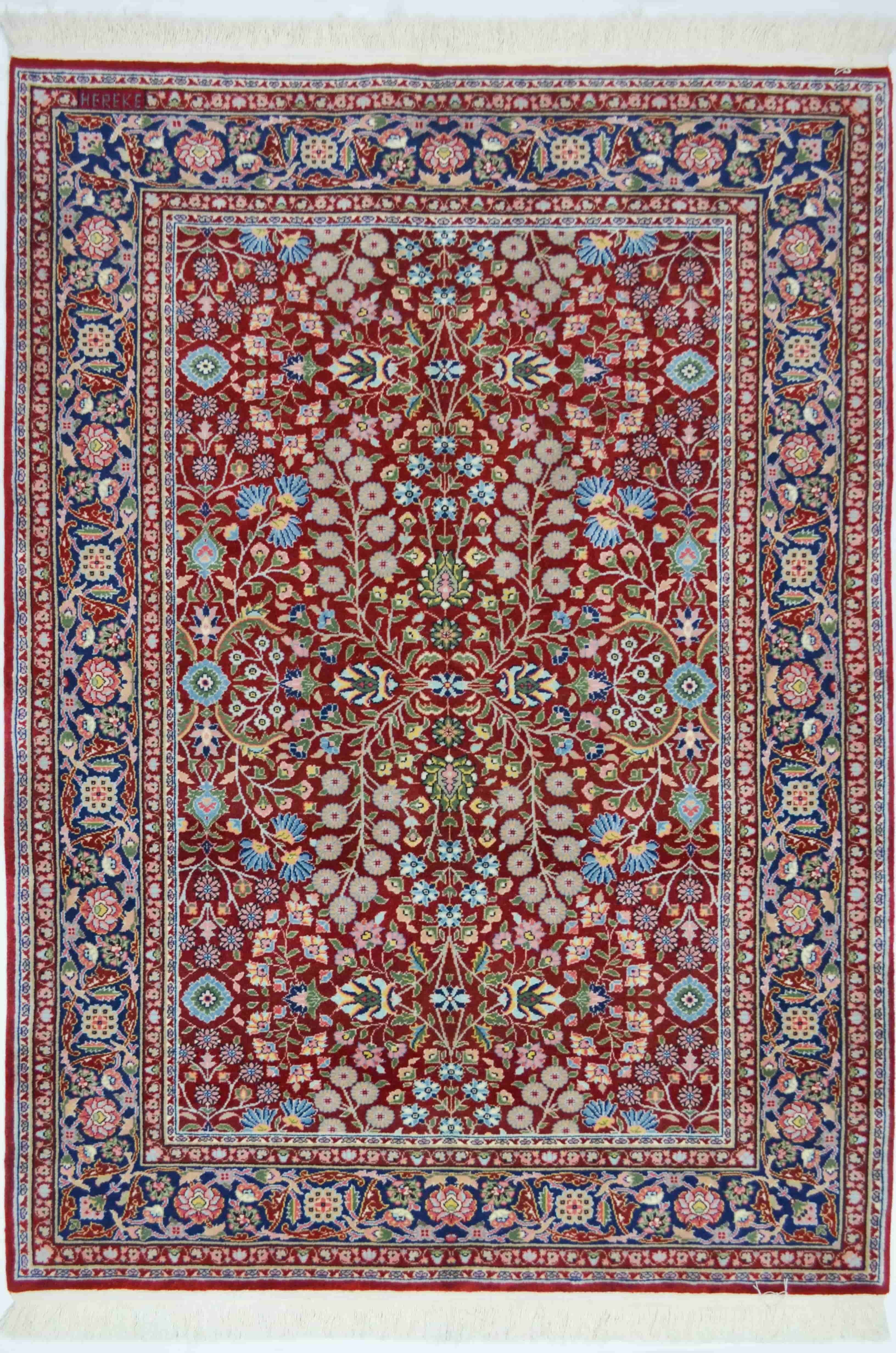 Yedi Dağın Çiçeği Desenli Bordo Renk El Dokuma Hereke Halısı 121x179 cm (2.16 m²)