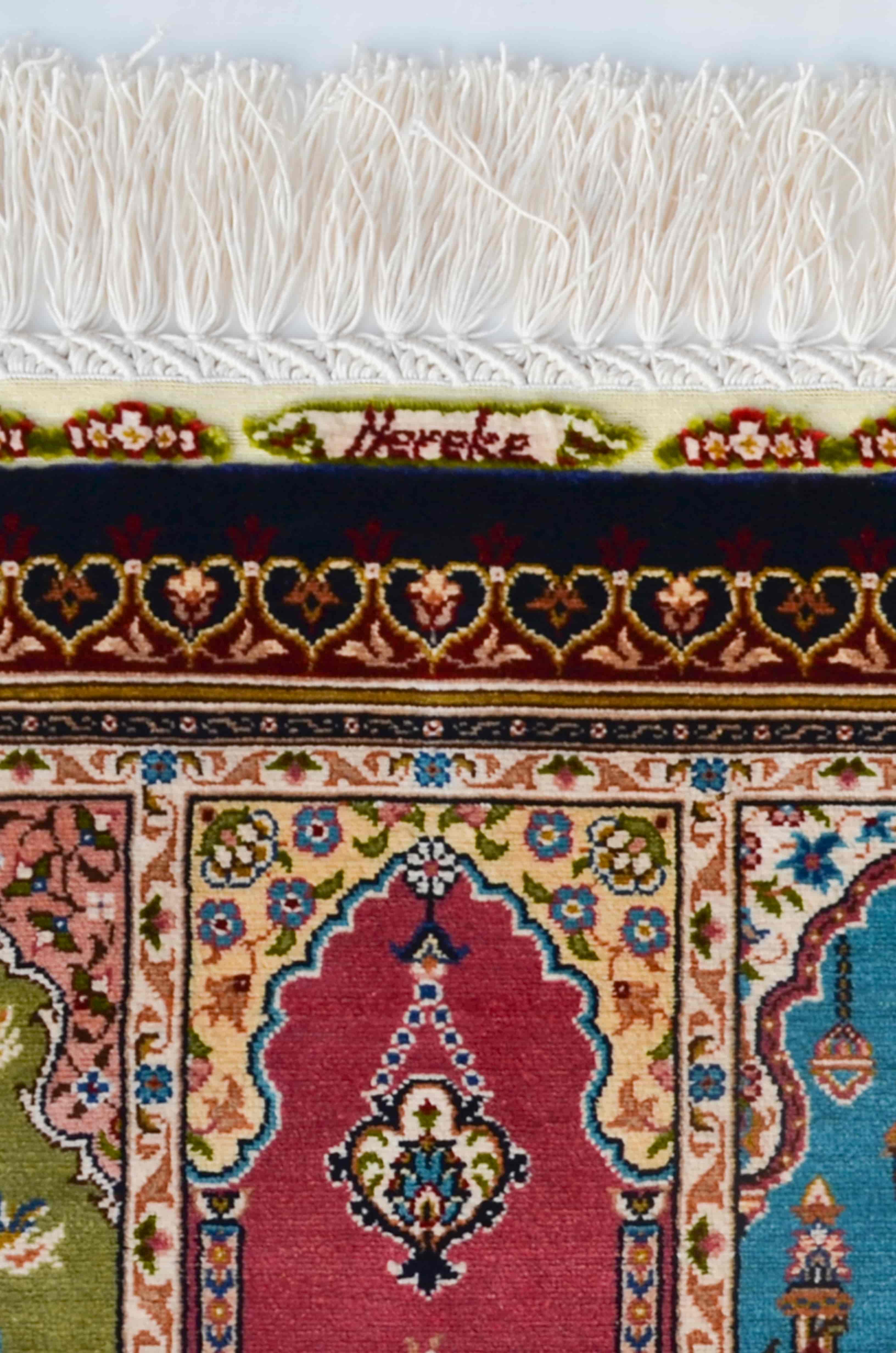 Üç Mihrap Paftalı Saf İpek El Dokuma Duvar Halısı (36x50 cm)