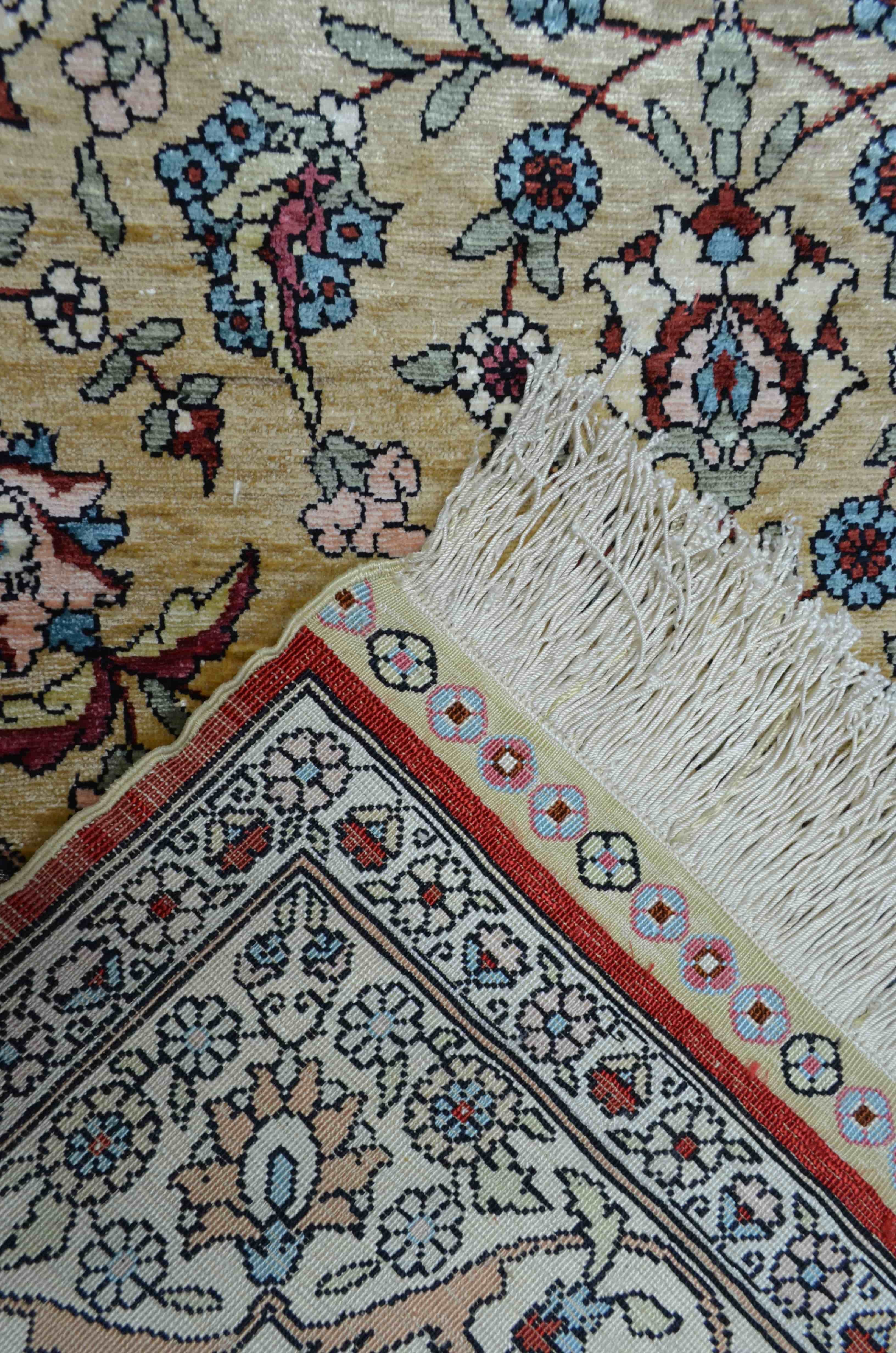 Saf İpekten El Dokuma Mihraplı Seccade Kayseri Halısı 81x138 cm (1.12 m²)
