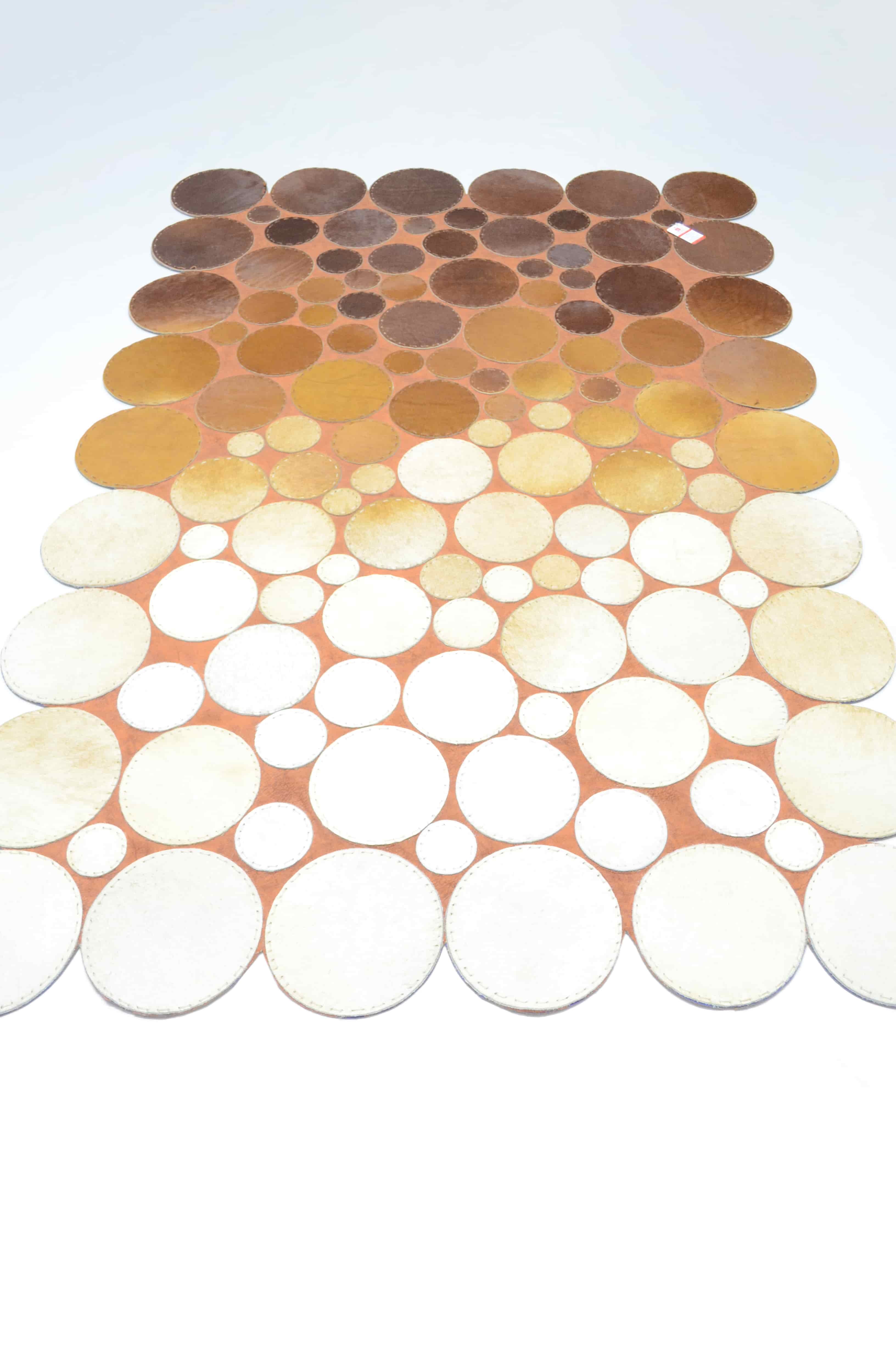 Krem ve Kahverengi Ombre Geçişli Deri Patchwork Halı 120x180 cm (2,16 m²)