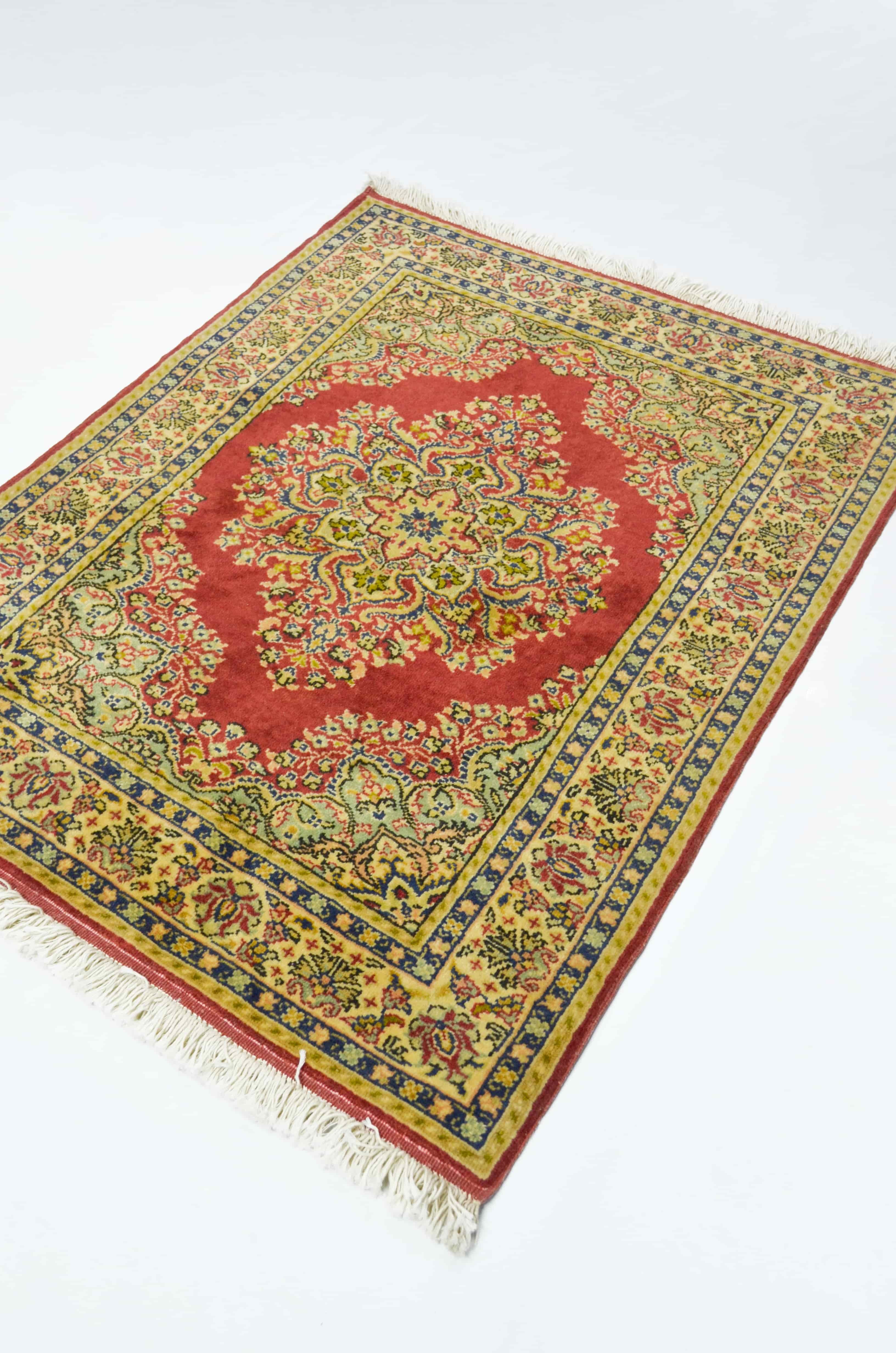 El Dokuma Kırmızı ve Altın Renk Kayseri Bürüngüz Halısı 94x116 cm (1.09 m²)