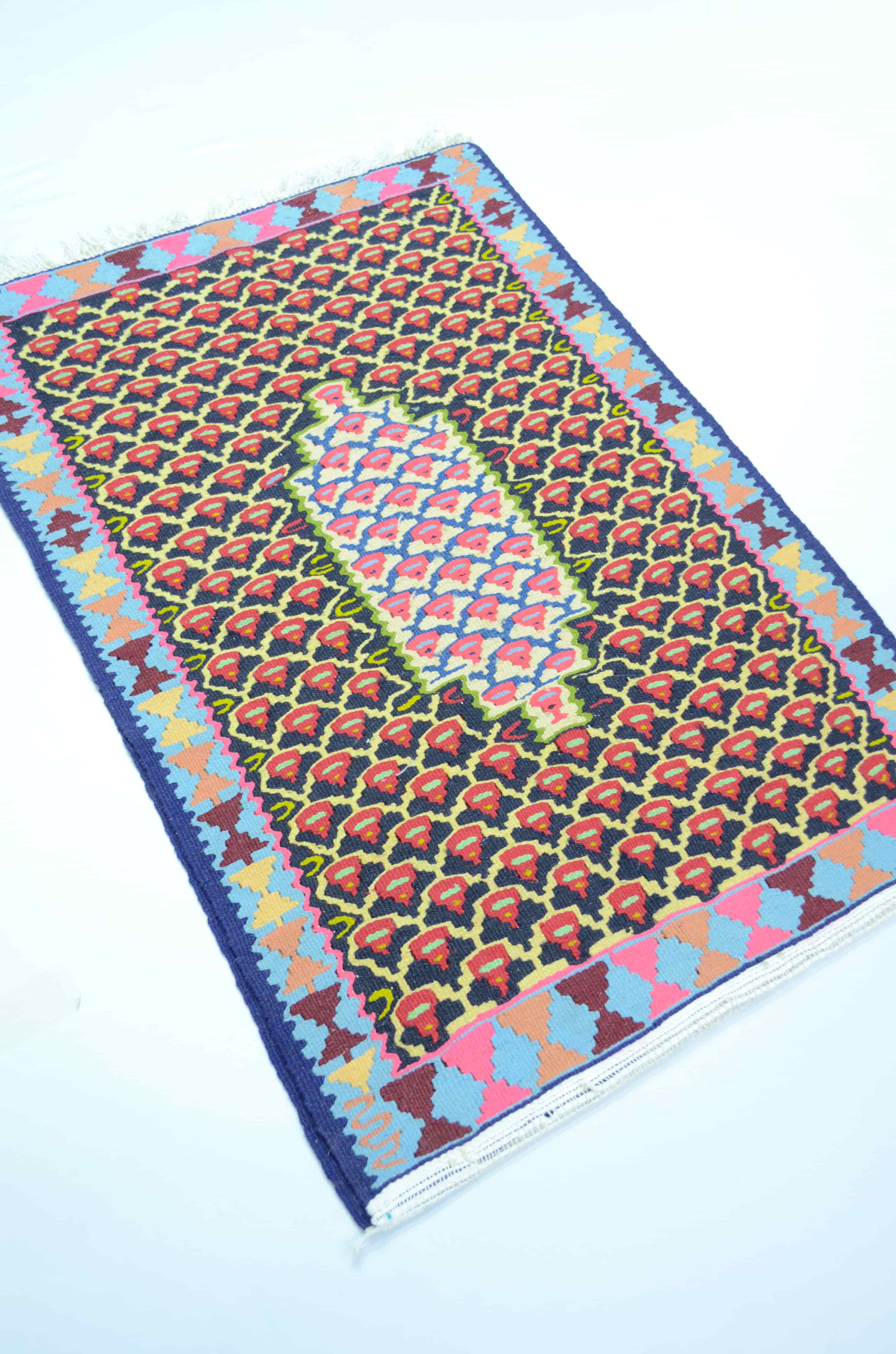El Dokuma Rengârenk İran Sine Kilim 75x105 cm (0.79m²)