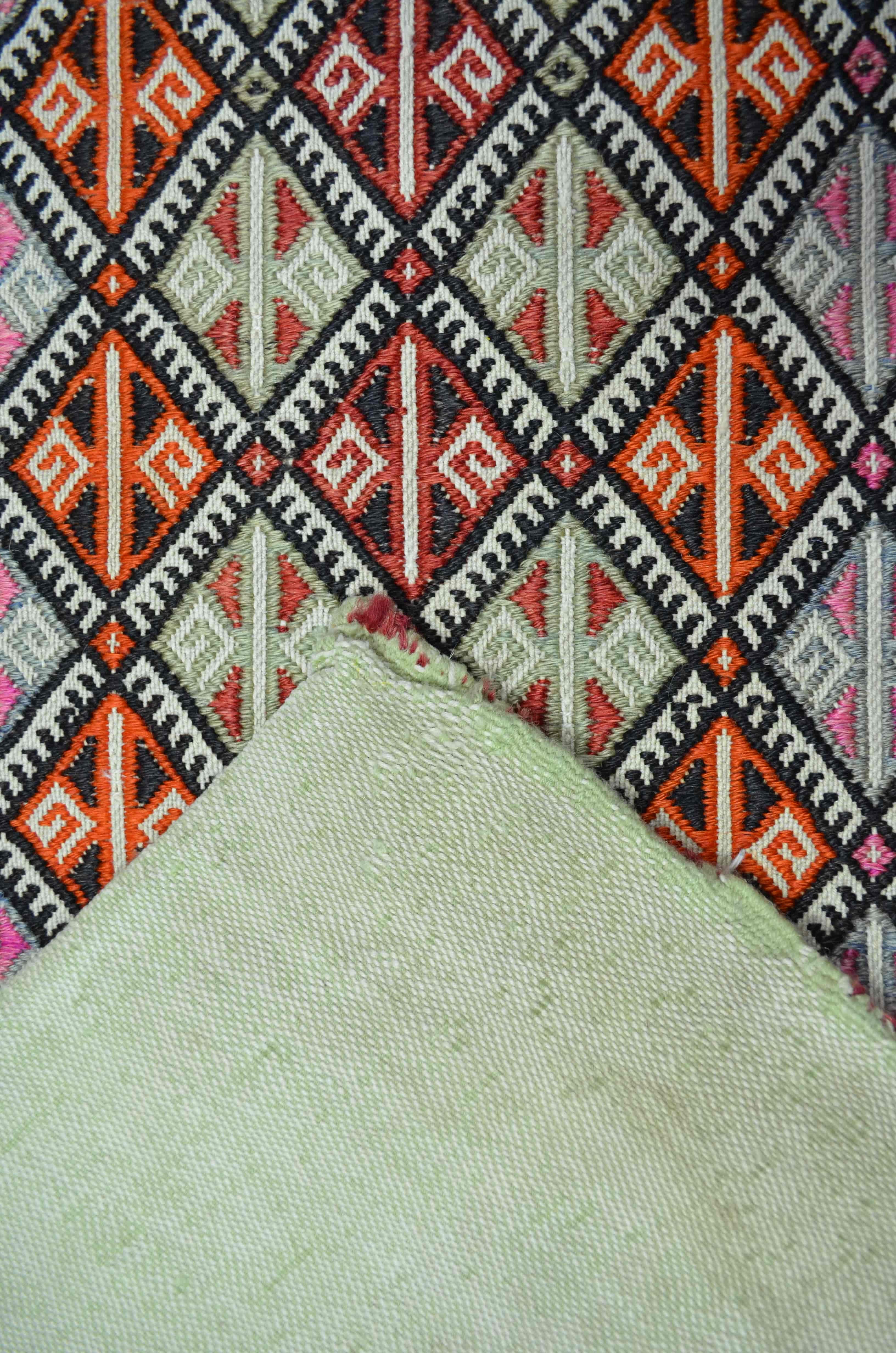 Vintage Konya Cicim El Dokuma Krem Zeminli Çok Renkli Yün Yastık 60x100 cm (0,60 m²)
