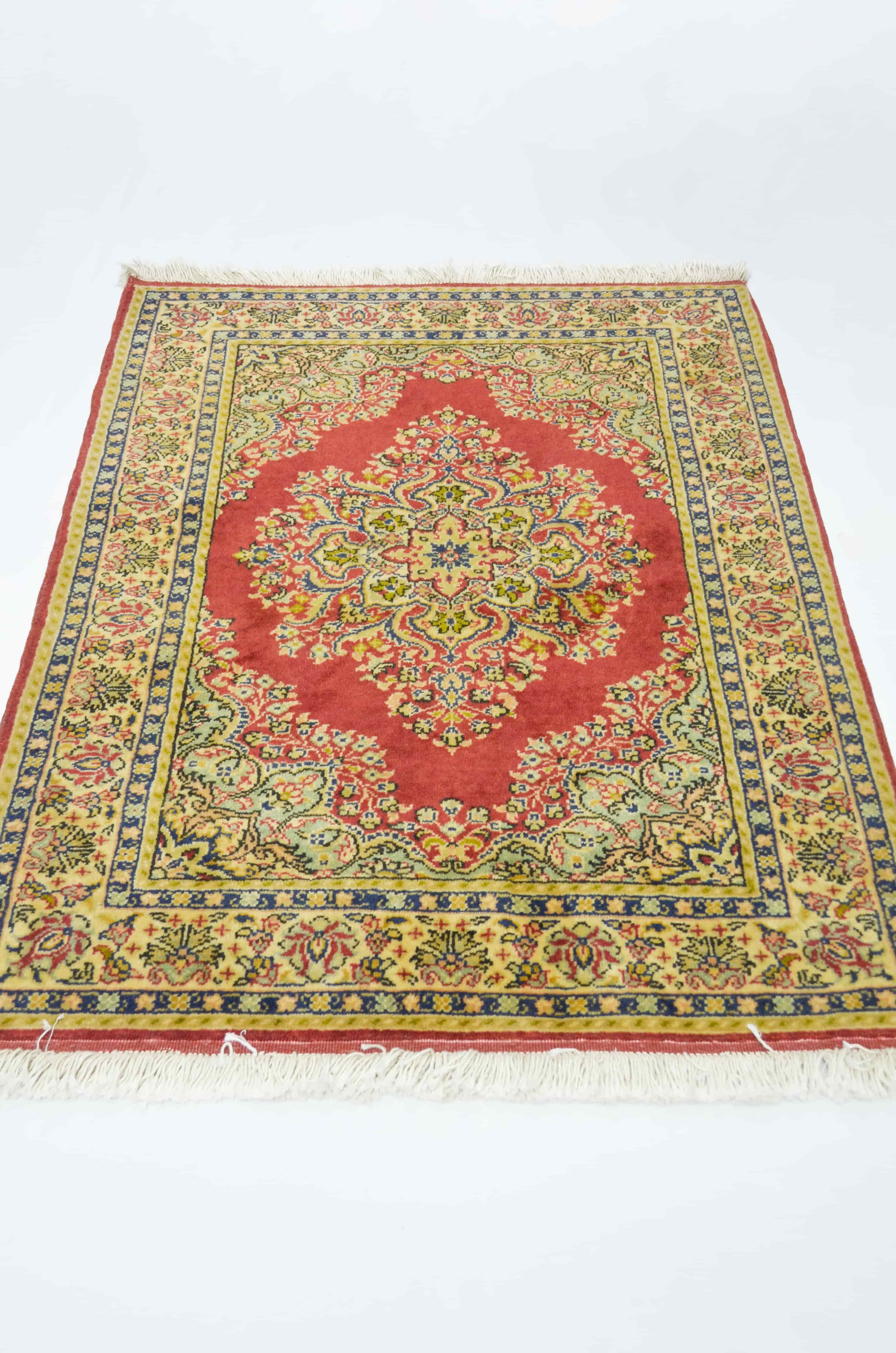 El Dokuma Kırmızı ve Altın Renk Kayseri Bürüngüz Halısı 94x116 cm (1.09 m²)