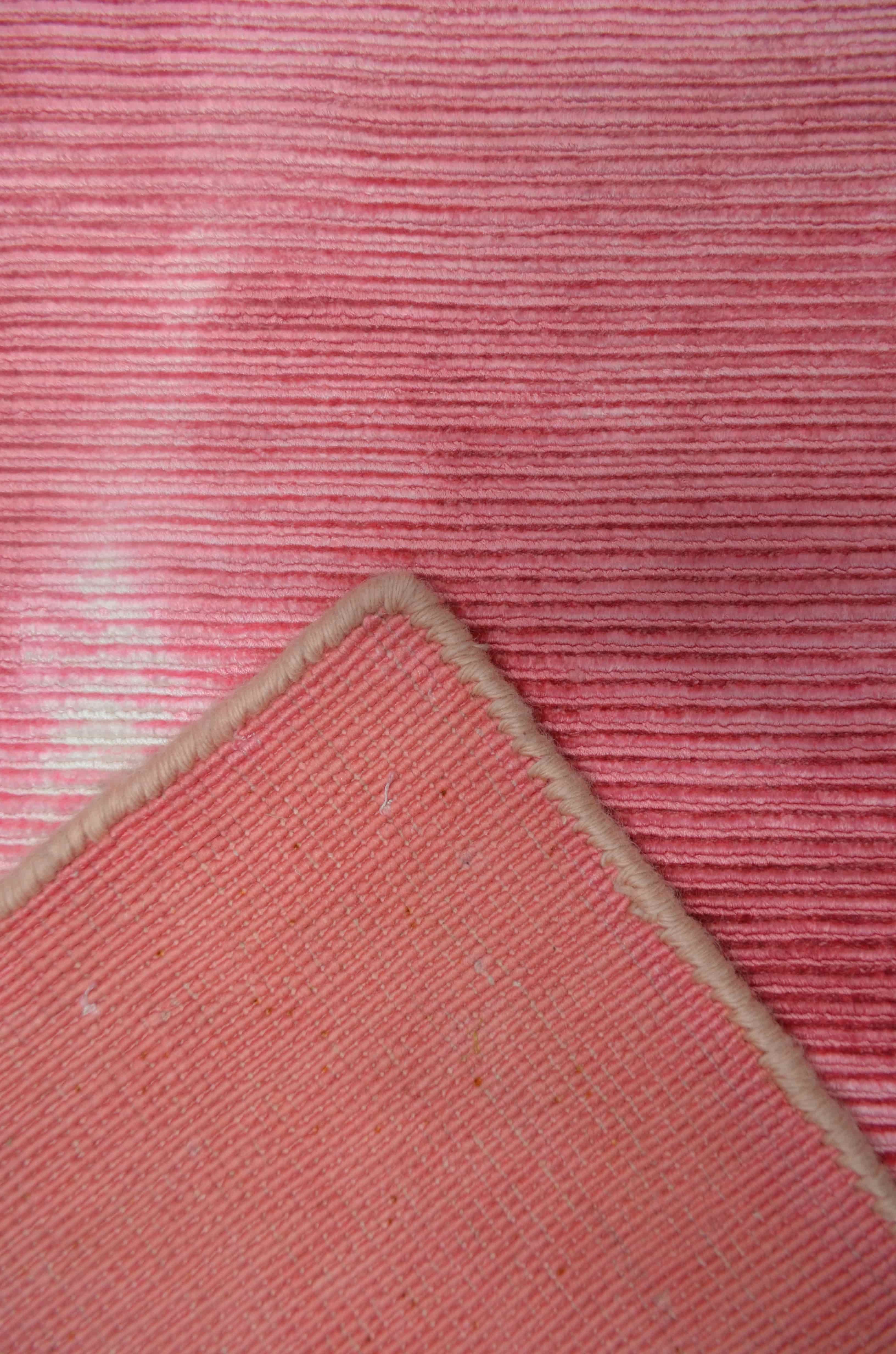 Nüans Pembe Renk Ebruli Desenli Parlak Tuşeli El Dokuma Halı 80x150 cm (1.2 m²)