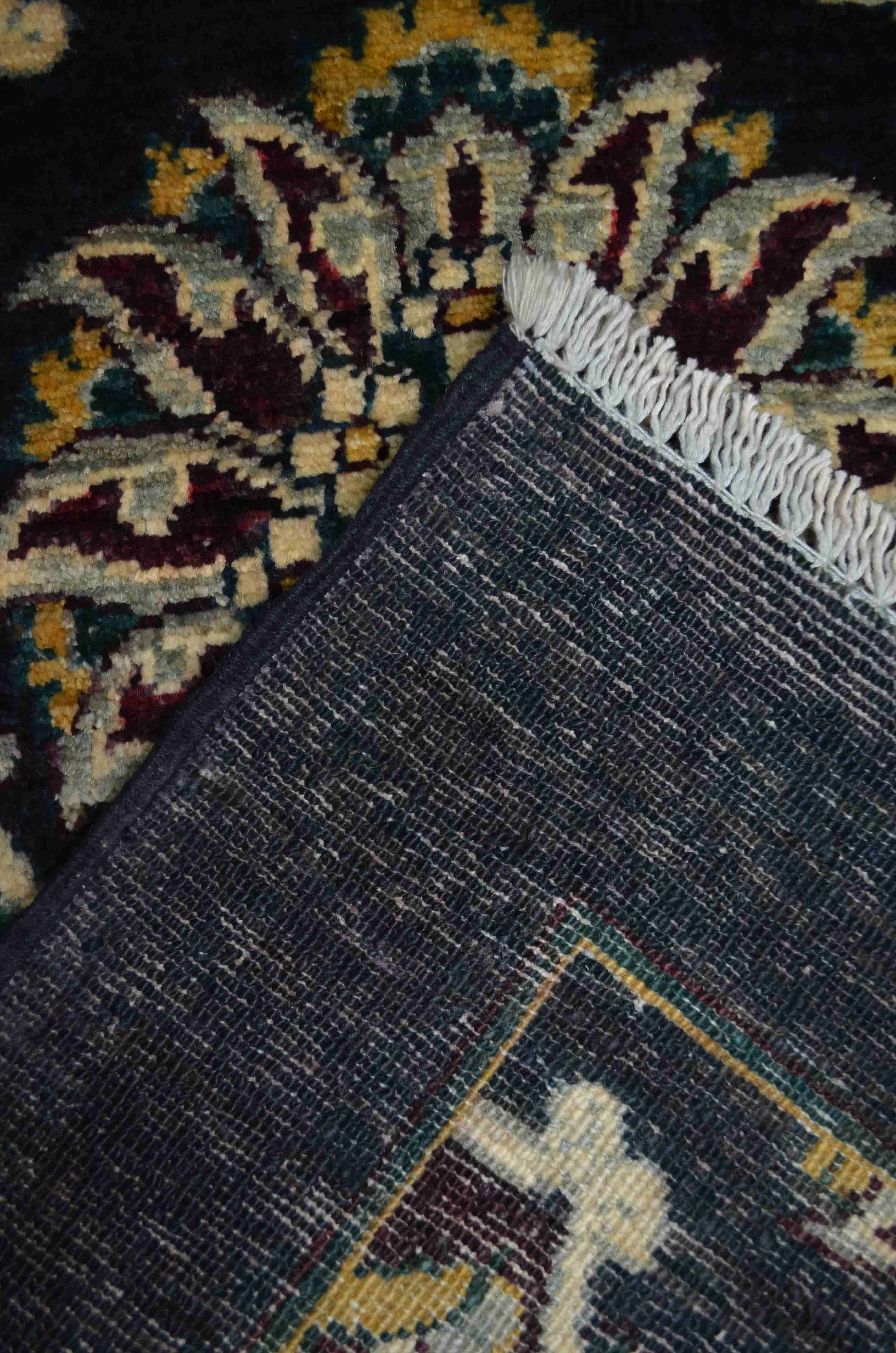 Uşak Ziegler El Dokuma Halı Siyah, Bordo ve Yeşil Renk 104x153 cm (1.59 m²)