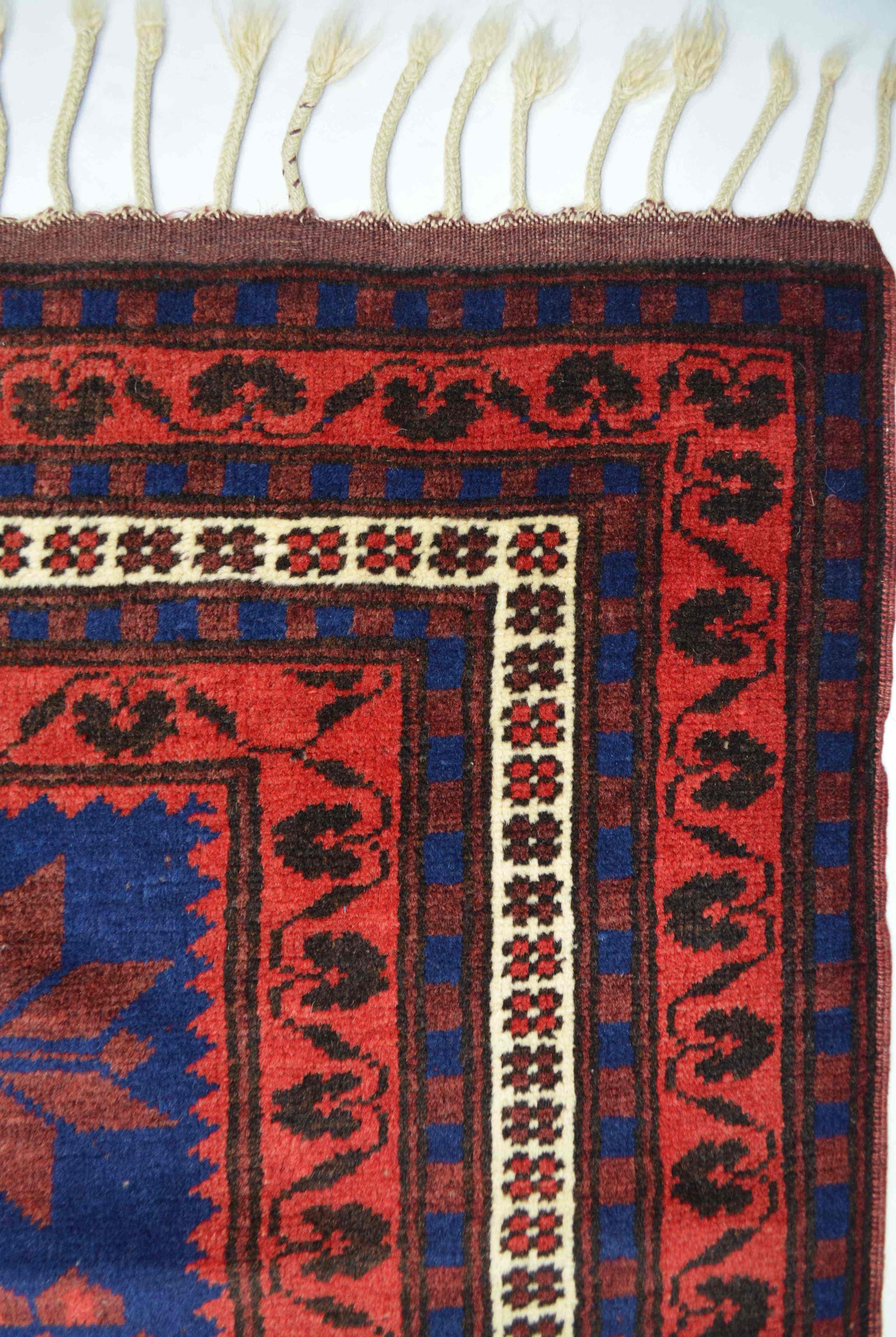 El Dokuma Lacivert Kırmızı Renk Yağcıbedir Halısı 133x194 cm (2.19 m²)