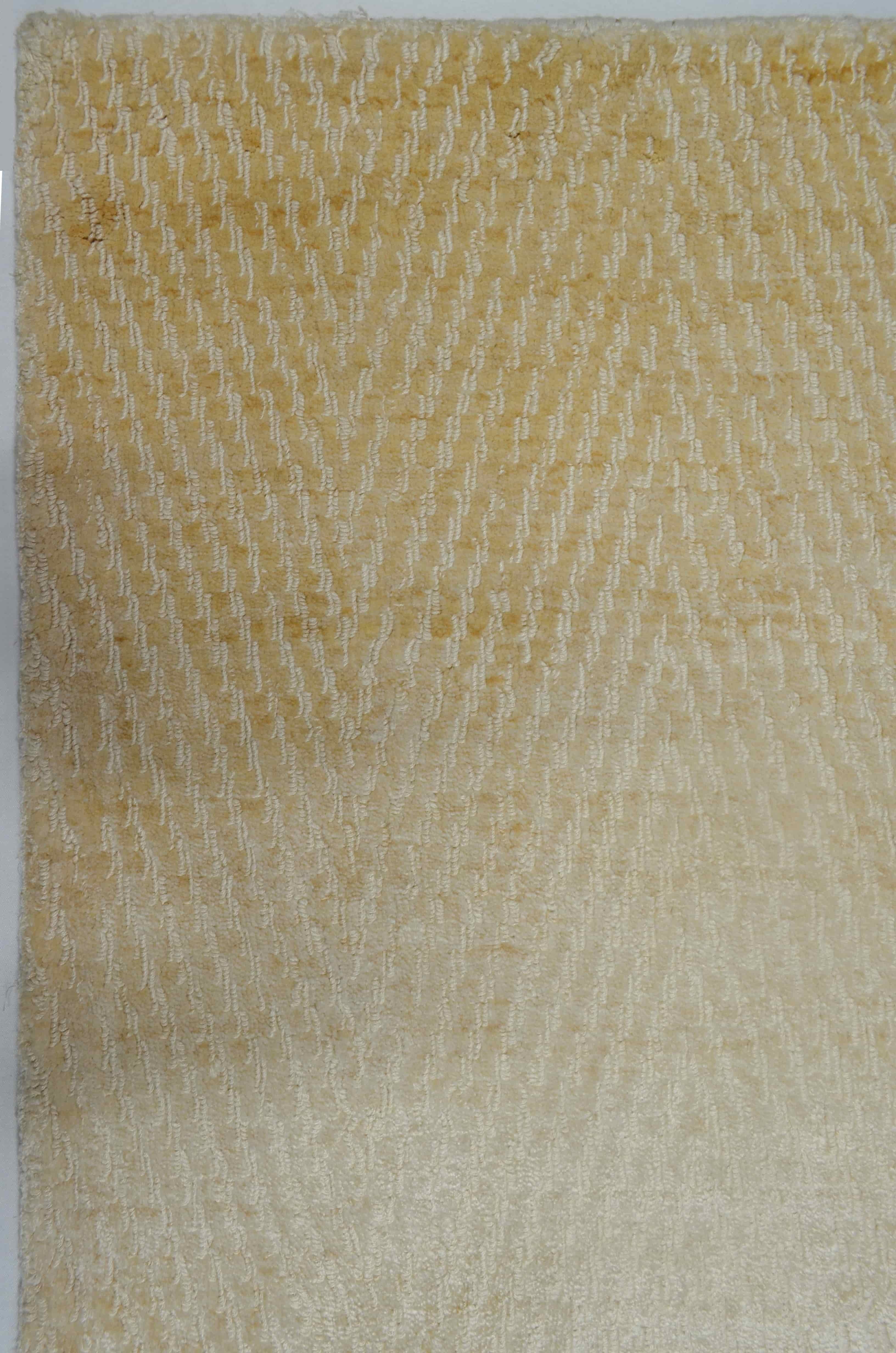 Nüans Açık Bej Renk İpek Görünümlü Zigzag Desenli Viskoz Modern El Dokuma Halı 80x150 cm (1.2 m²)