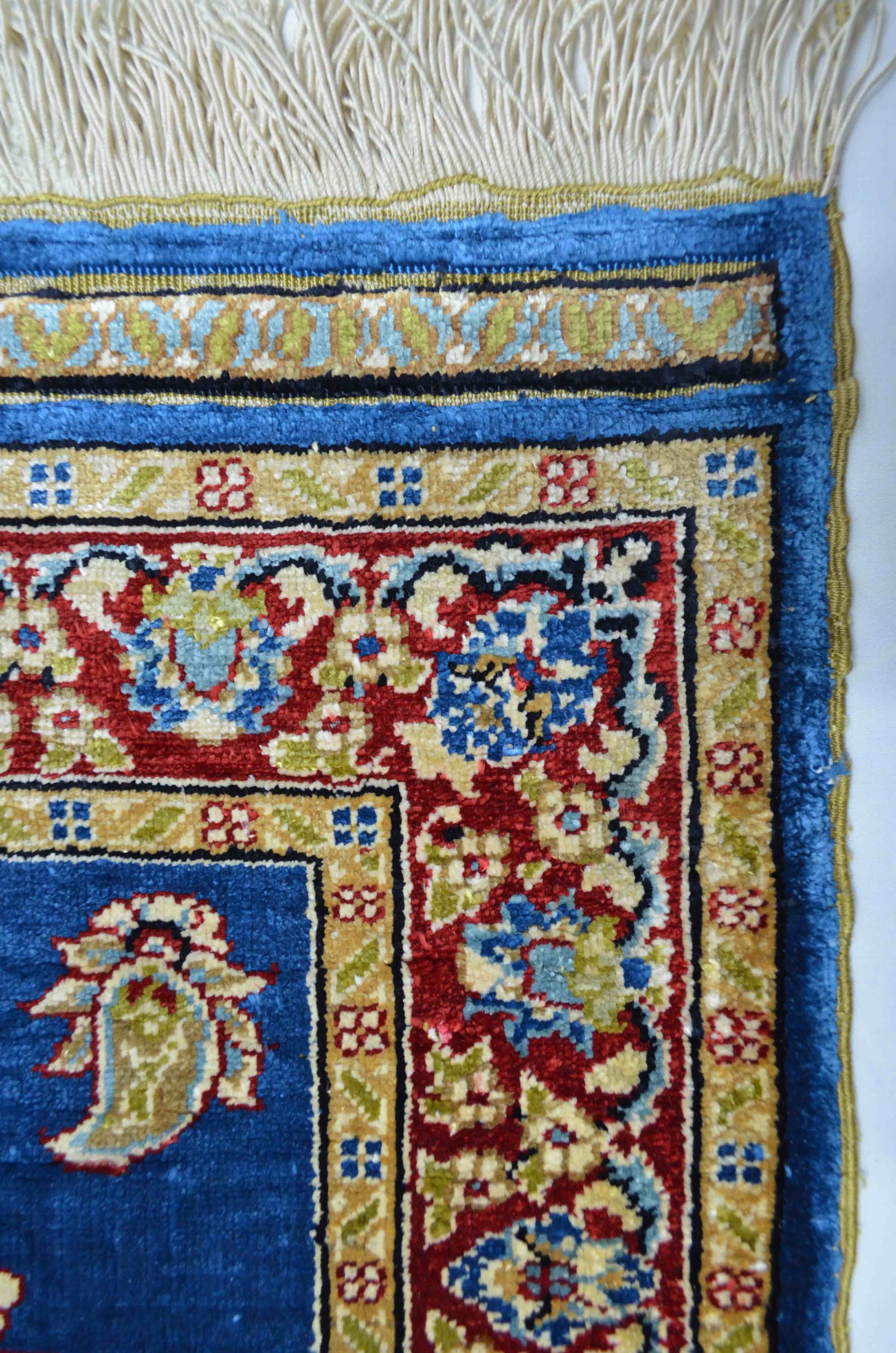 Saf İpekten El Dokuma Şal Desenli Kayseri Halısı 51x71 cm (0.36 m²)