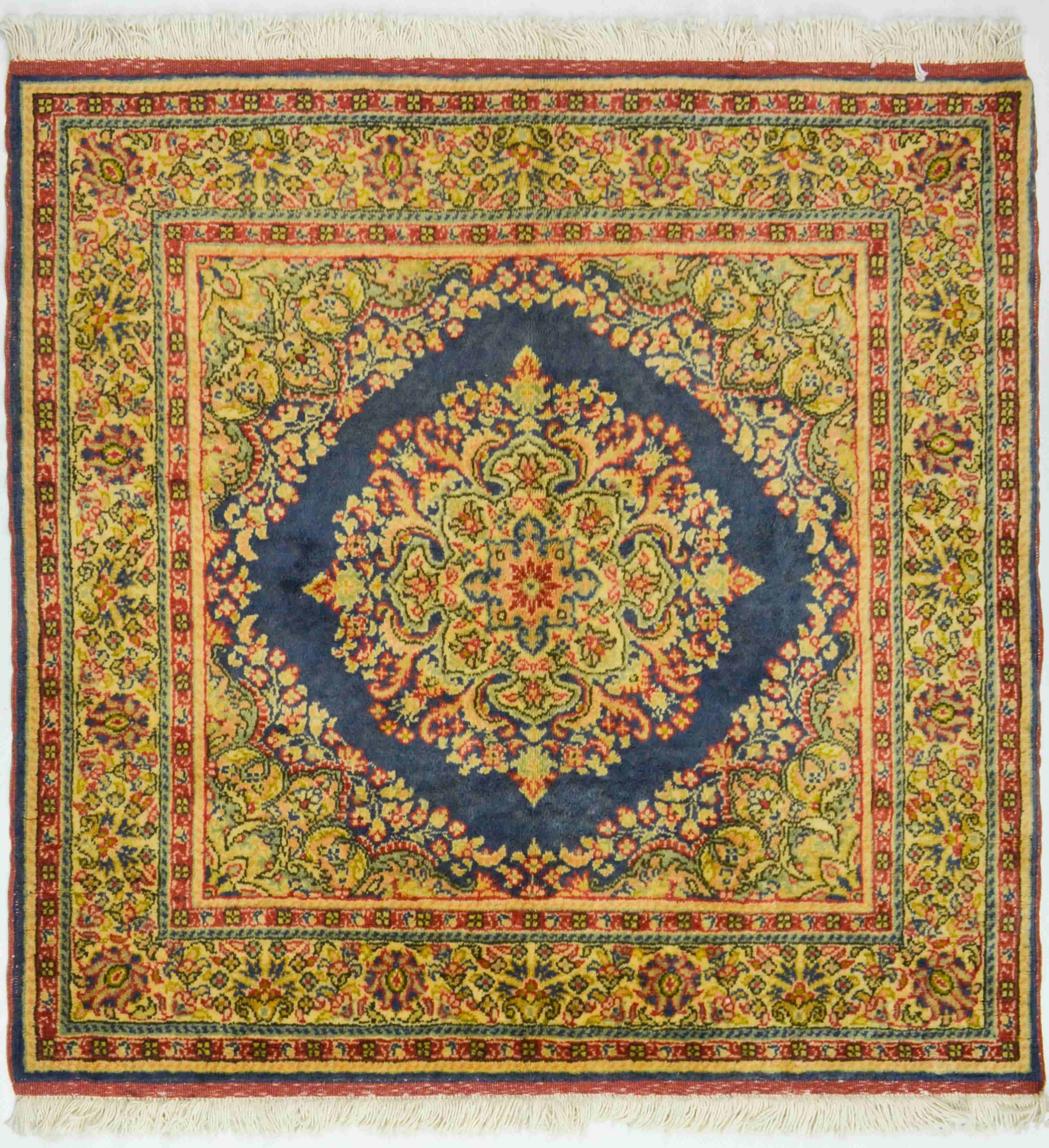 El Dokuma Lacivert ve Altın Renk Kayseri Bürüngüz Halısı 108x117 cm (1.26 m²)