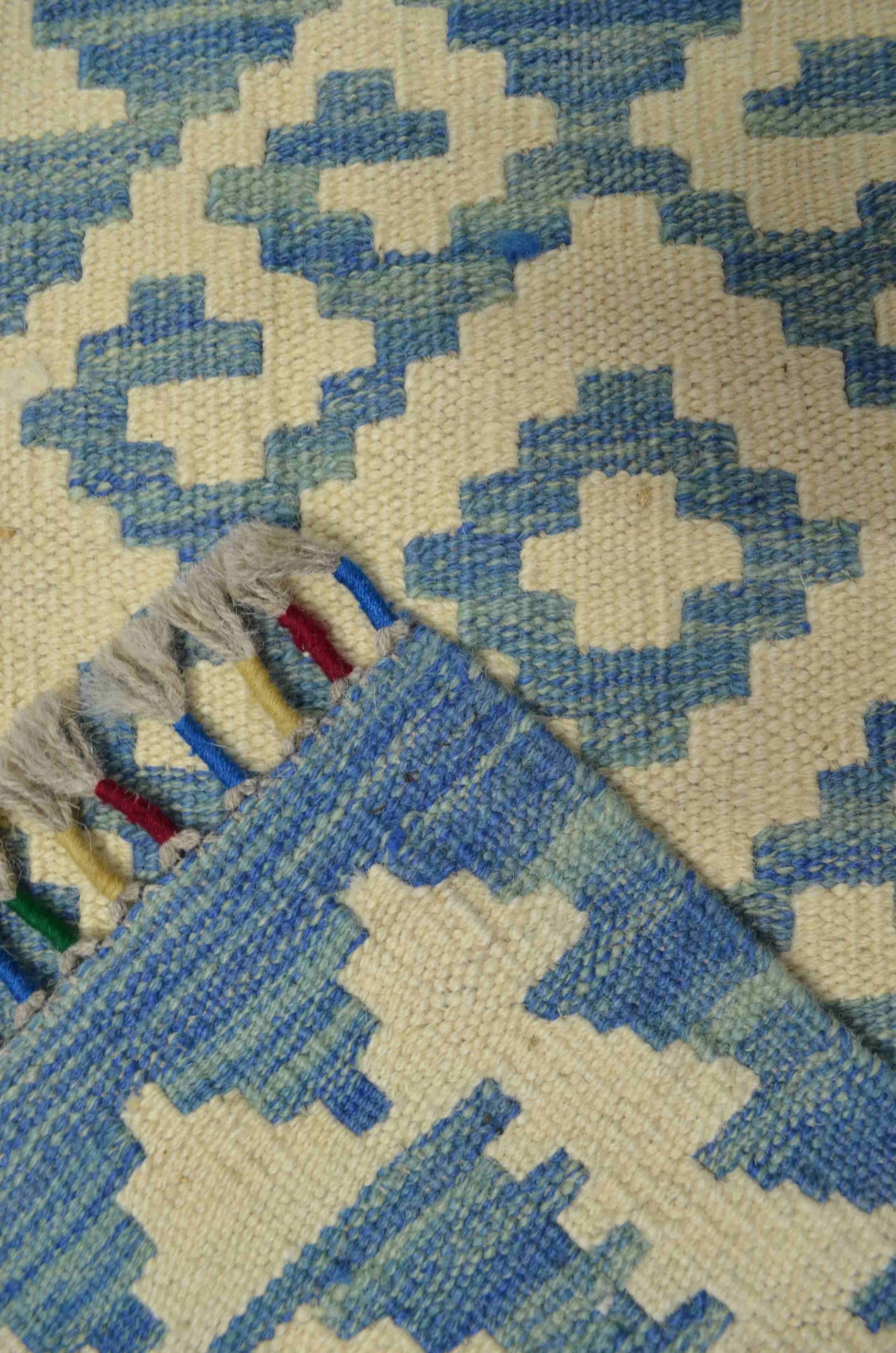 Yün İplikten El Dokuma Krem ve Mavi Renk Afgan Kilim 83x127 cm (1.05 m²)