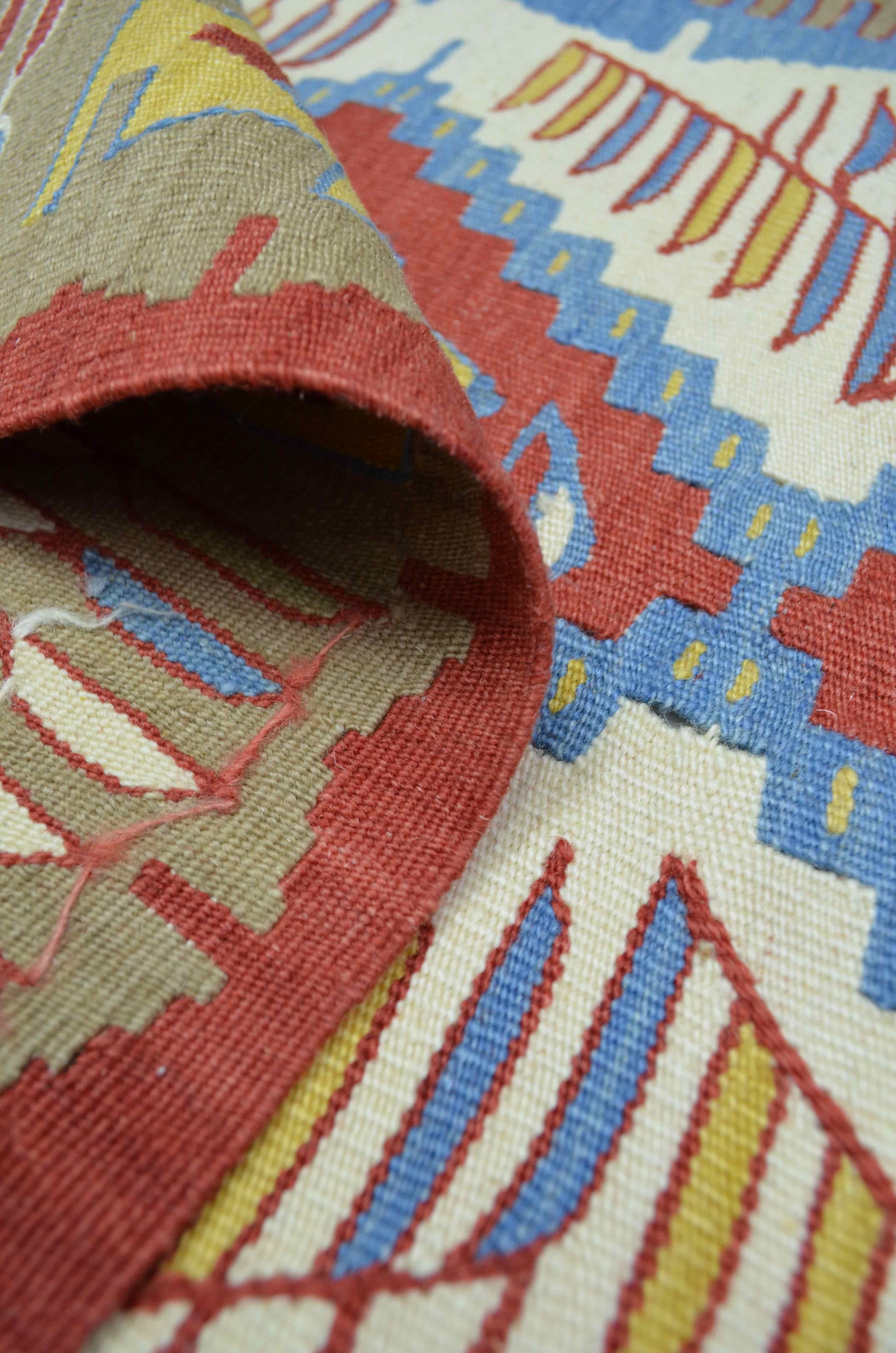 Uşak Yünden El Dokuma Yeşil, Mavi ve Kırmızı Renk Kilim 90x120 cm (1,08 m²)