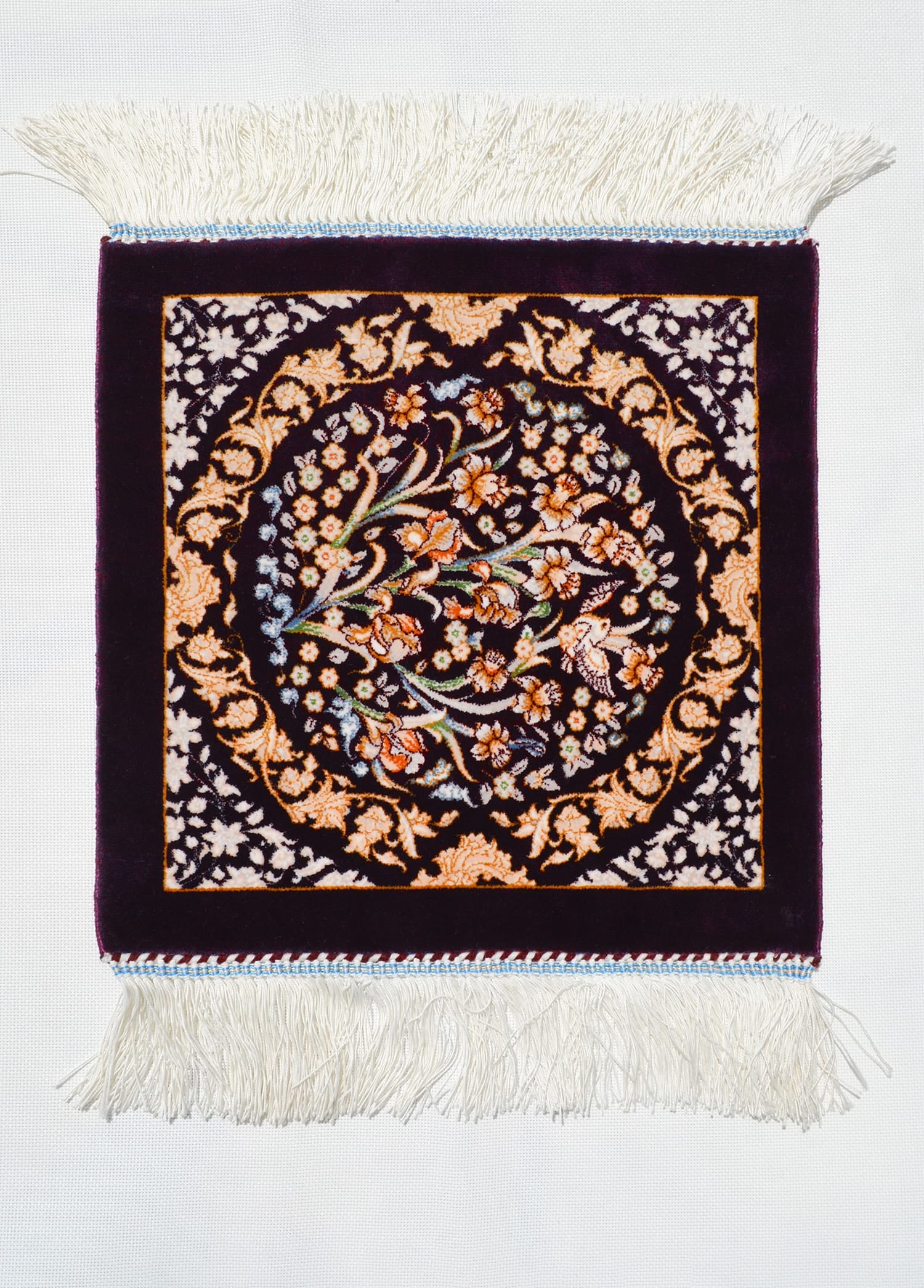 Çiçek Desenli İpek Minyatür Halı 33x33 cm (0.11 m²)