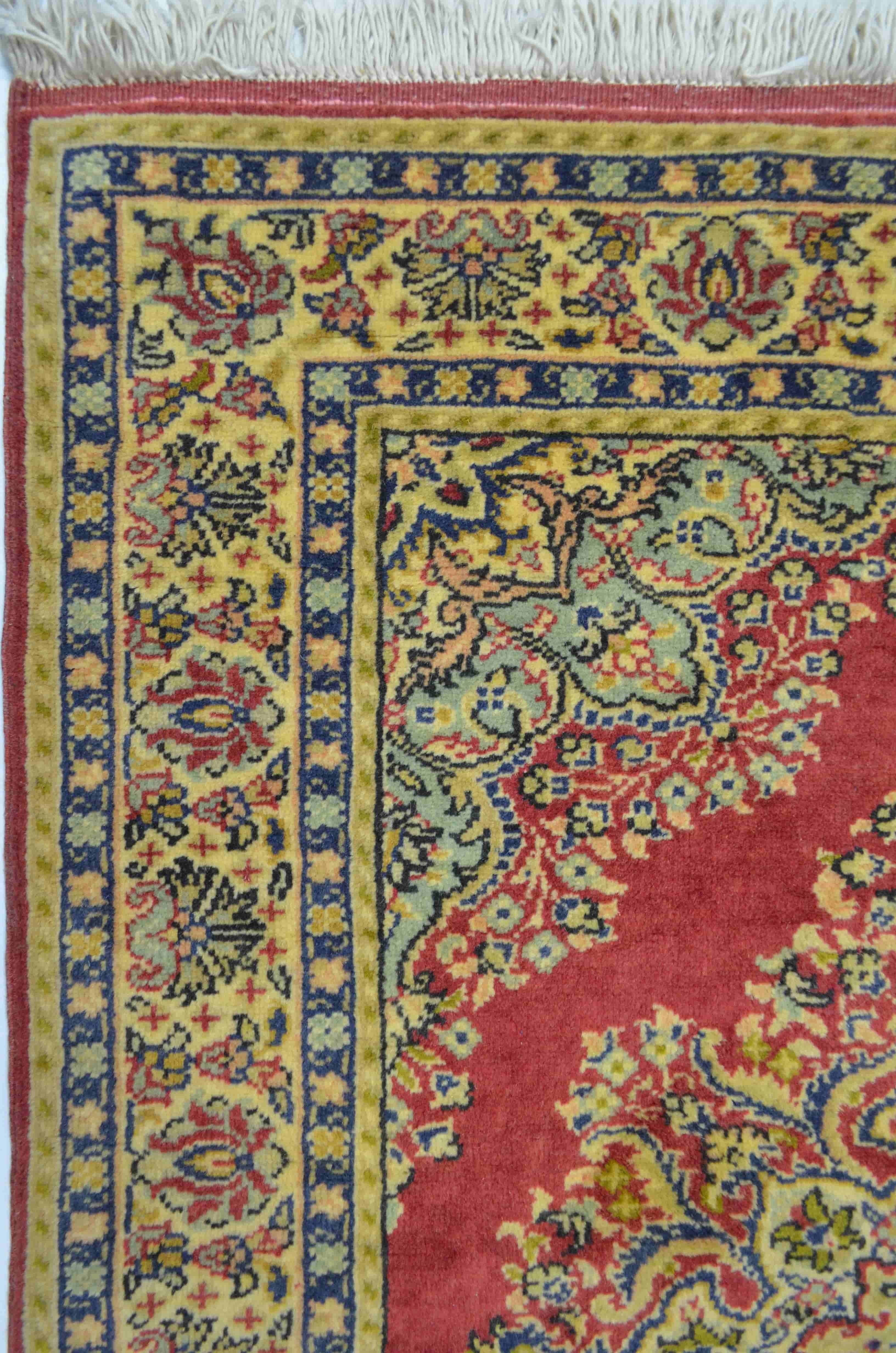 El Dokuma Kırmızı ve Altın Renk Kayseri Bürüngüz Halısı 94x116 cm (1.09 m²)