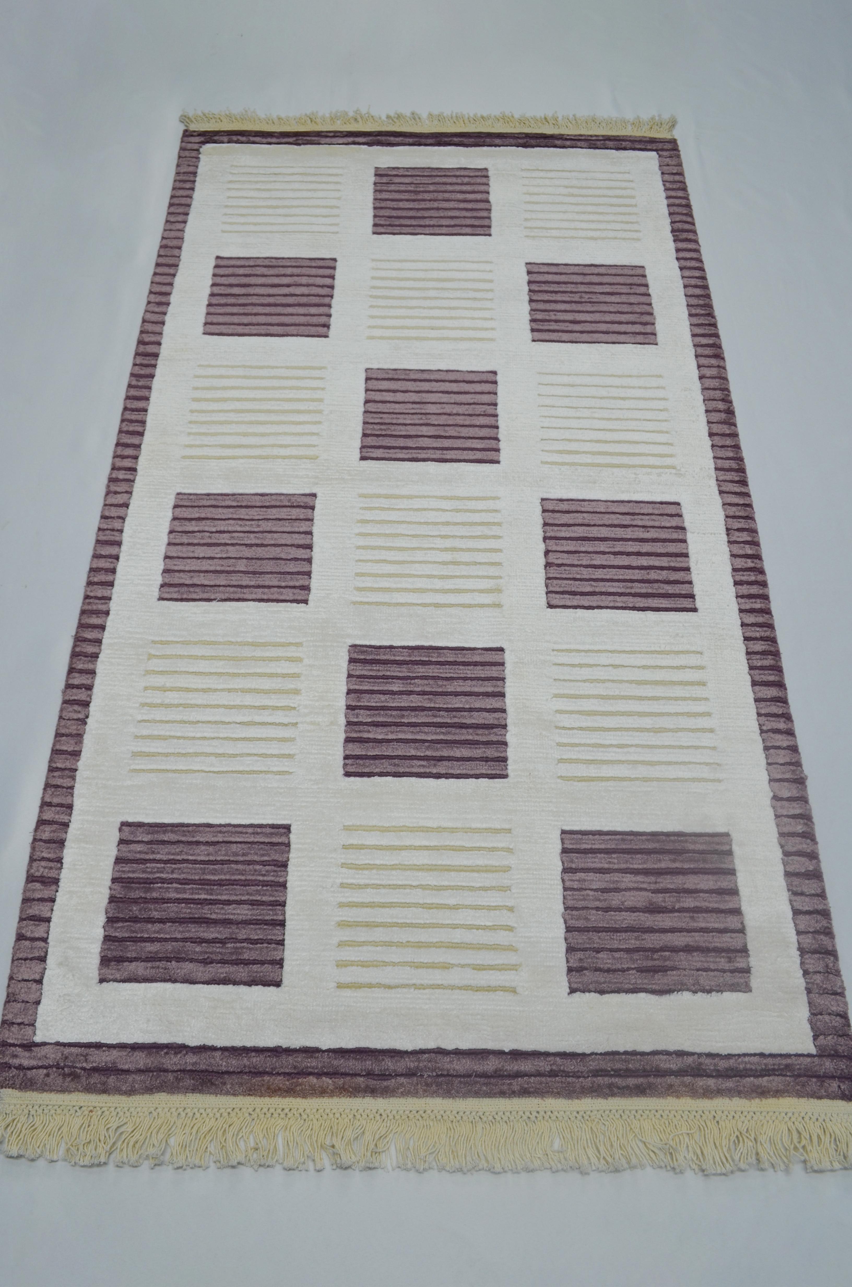 Yüksek Kalite Yünden El Dokuma Krem ve Mor Renk Nepal Halısı 80x150 cm (1.2 m²)