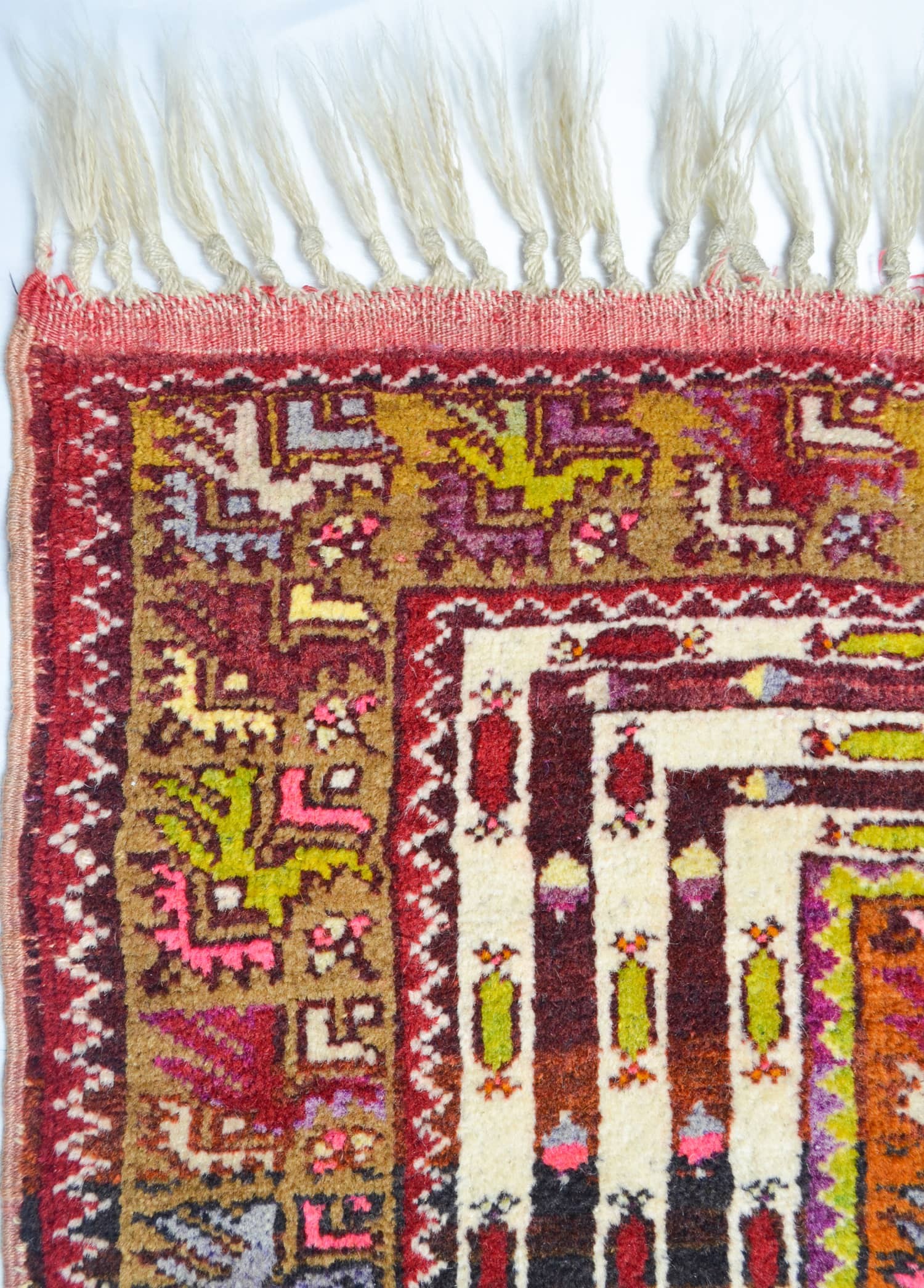 Avanos Mihraplı Antika Halı 134x201 cm (2.69 m²)
