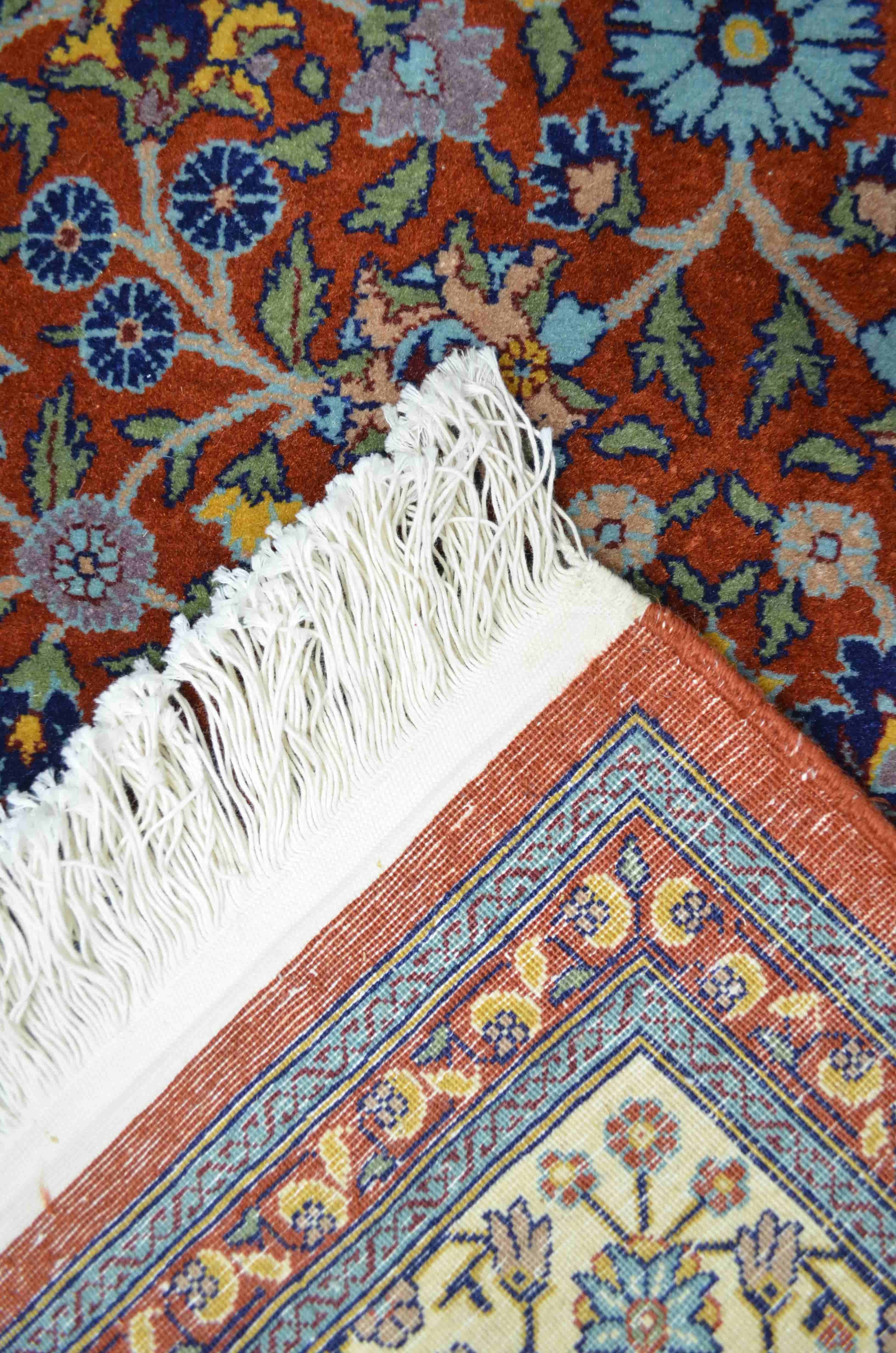 Yedi Dağın Çiçeği Desenli Bordo Renk El Dokuma Hereke Halısı 132x207 cm (2.73 m²)