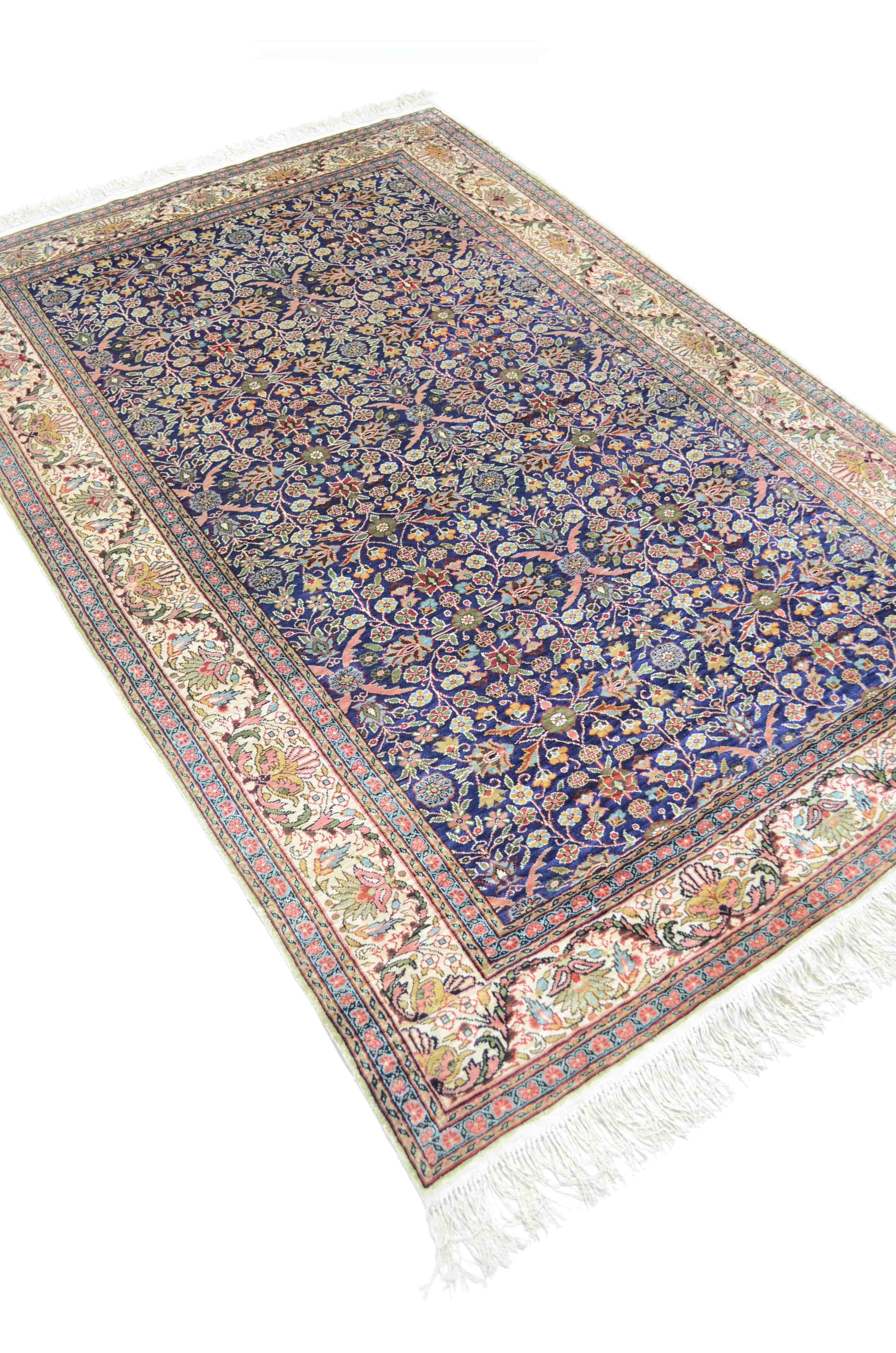 Saf İpekten El Dokuma Yedi Dağın Çiçeği Desenli Kayseri Halısı 119x176 cm (2.09 m²)