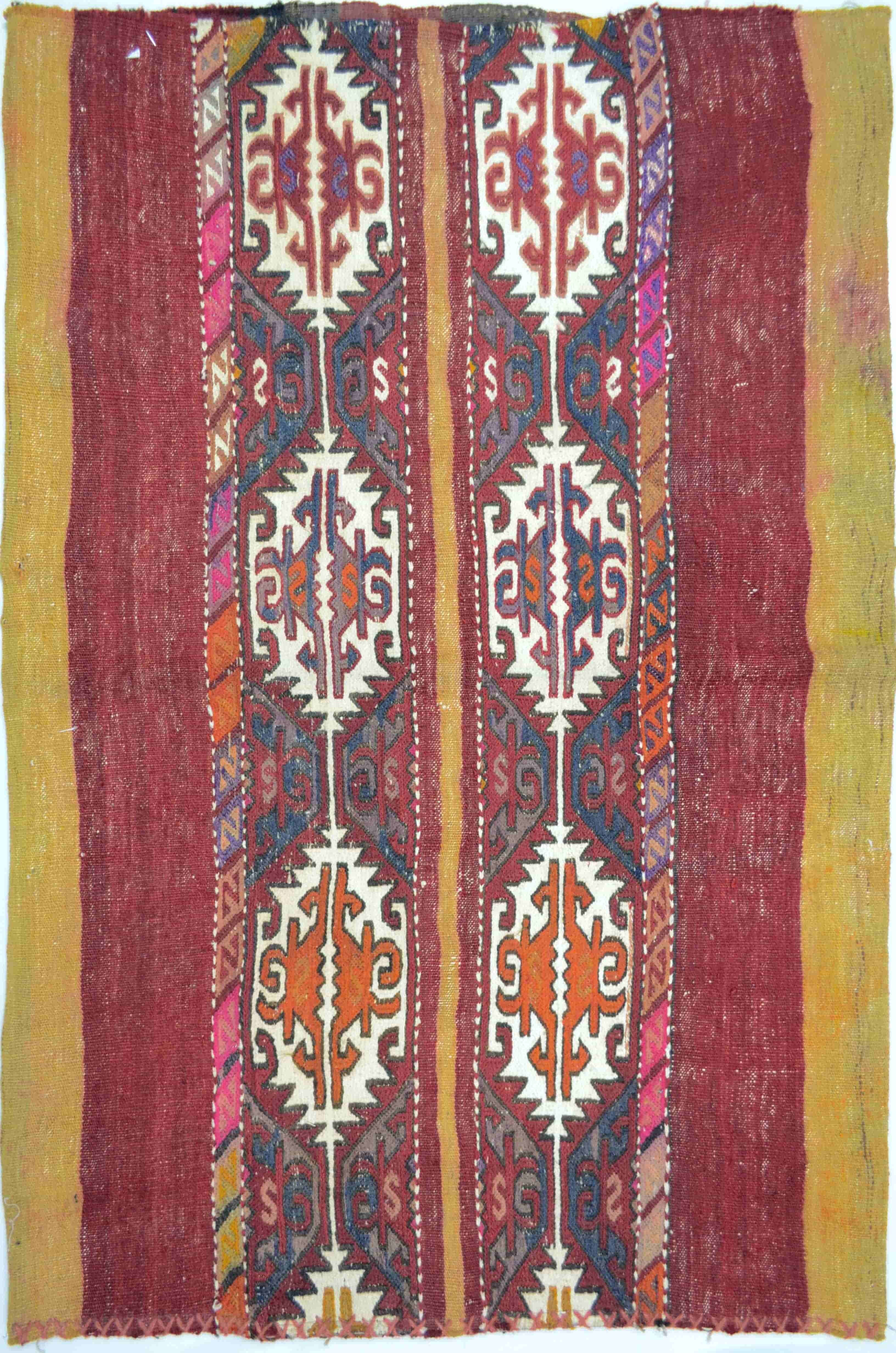 Vintage Adana Yünden El Dokuma Bordo ve Hardal Renk Çuval Kilim 74x112 cm (0.83 m²)