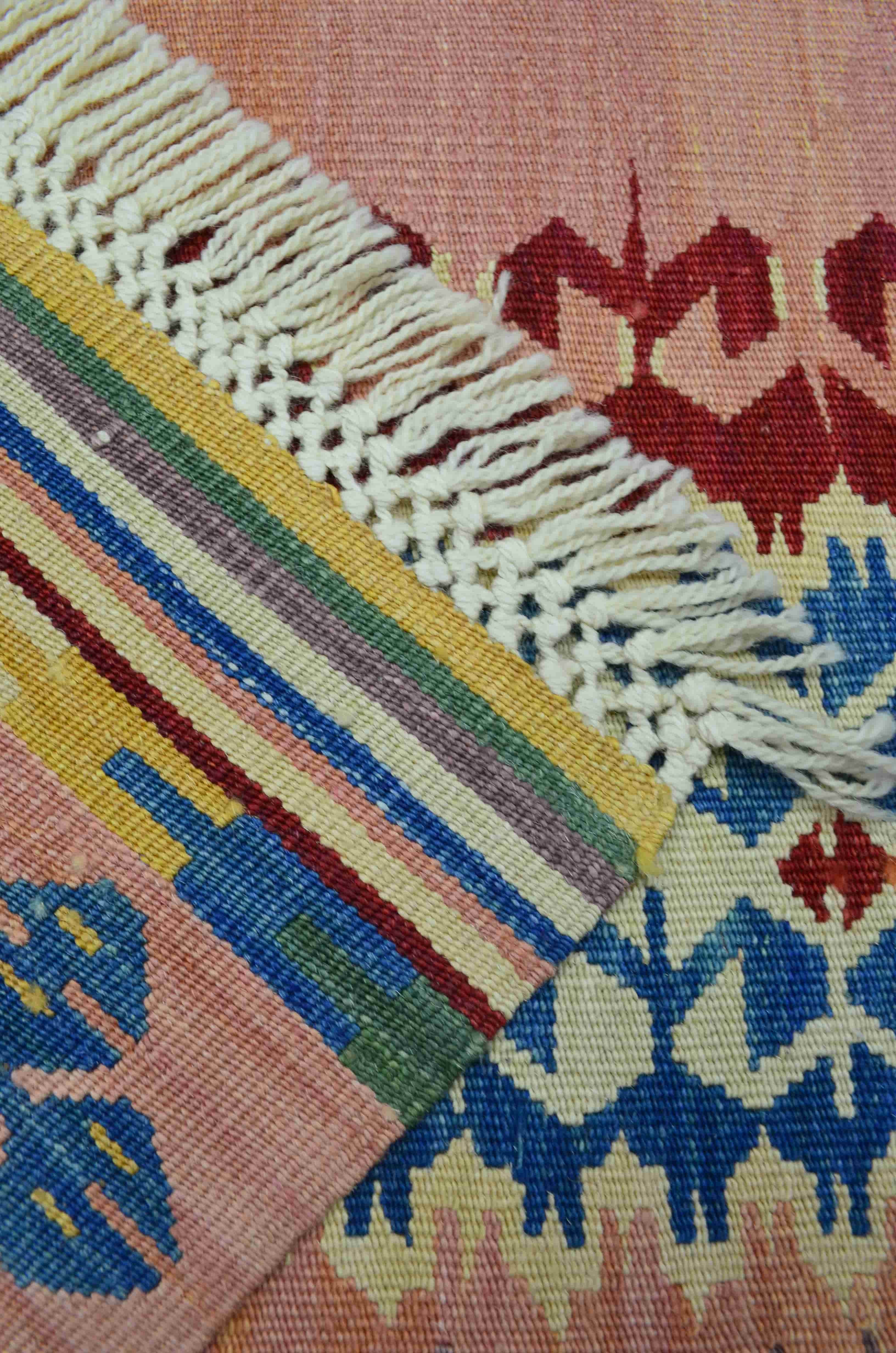 El Dokuma Renkli Kirmen Yünü ve Doğal Kök Boya Kilim 120x180 cm (2.16 m²)