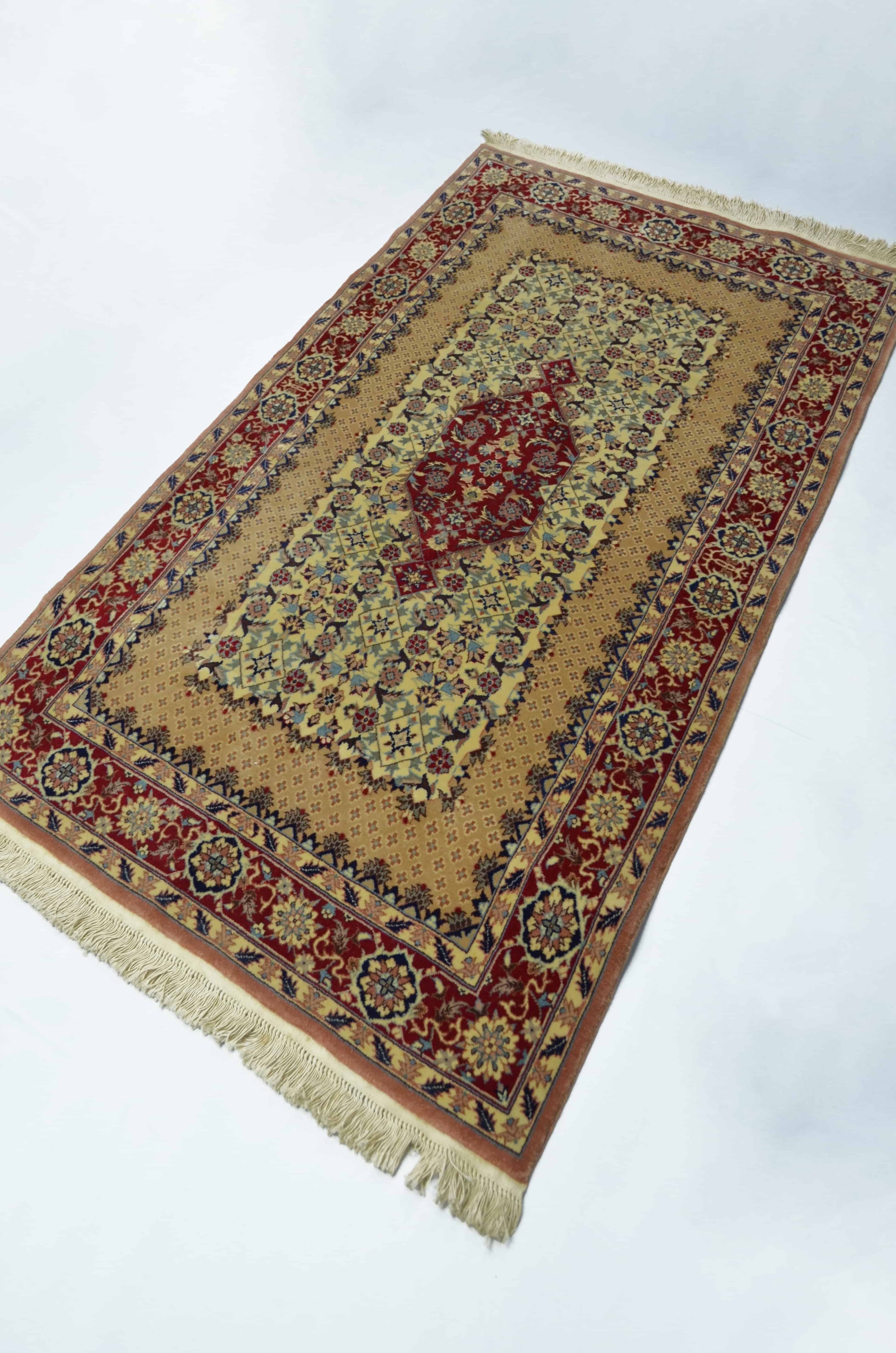 İran Saruk El Dokuma Bej ve Kırmızı Renk Yün Halı 93x150 cm (1.39 m²)