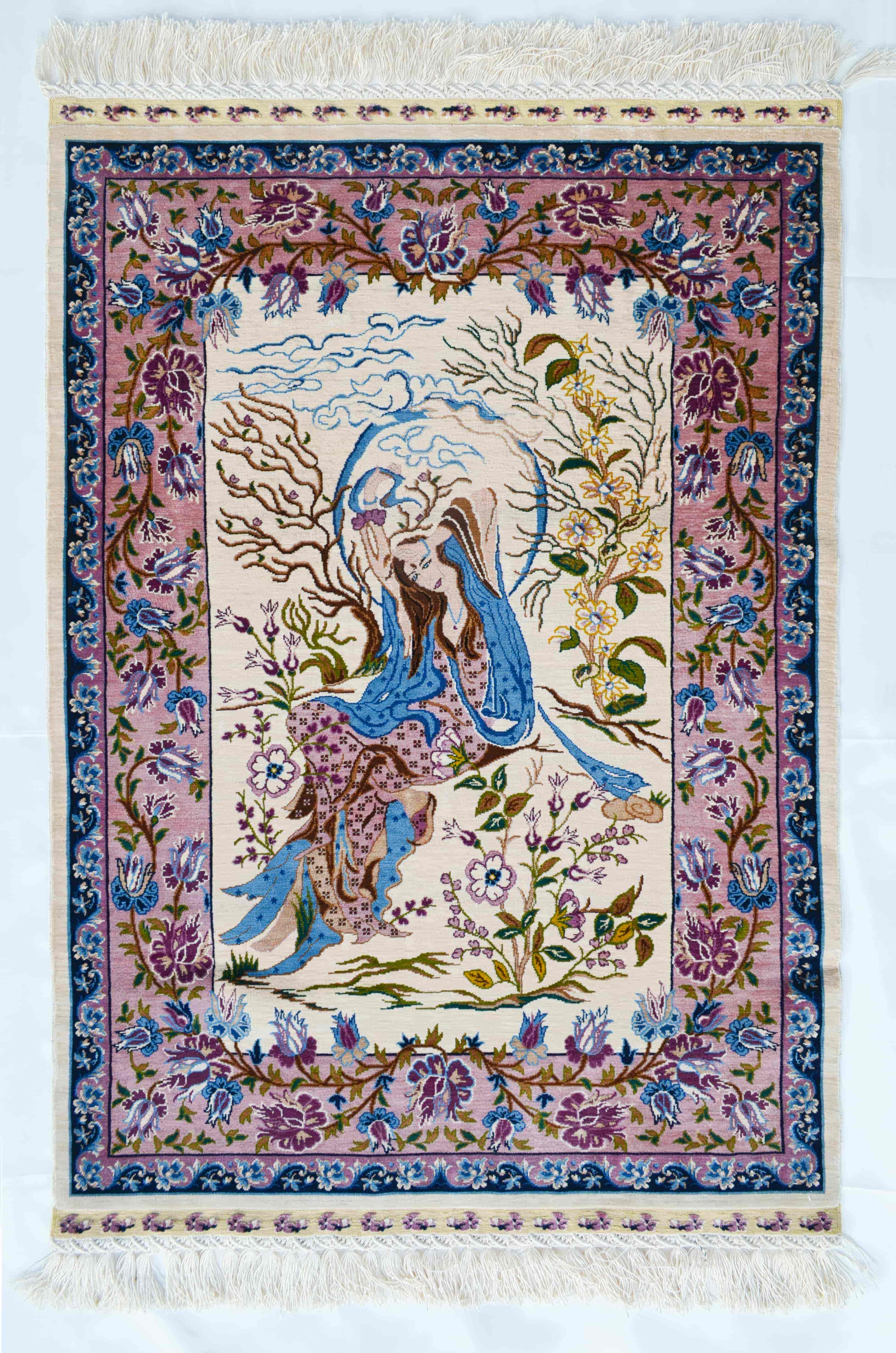 Dans Eden Kız Motifli Saf İpek El Dokuma Duvar Halısı (64x90 cm)