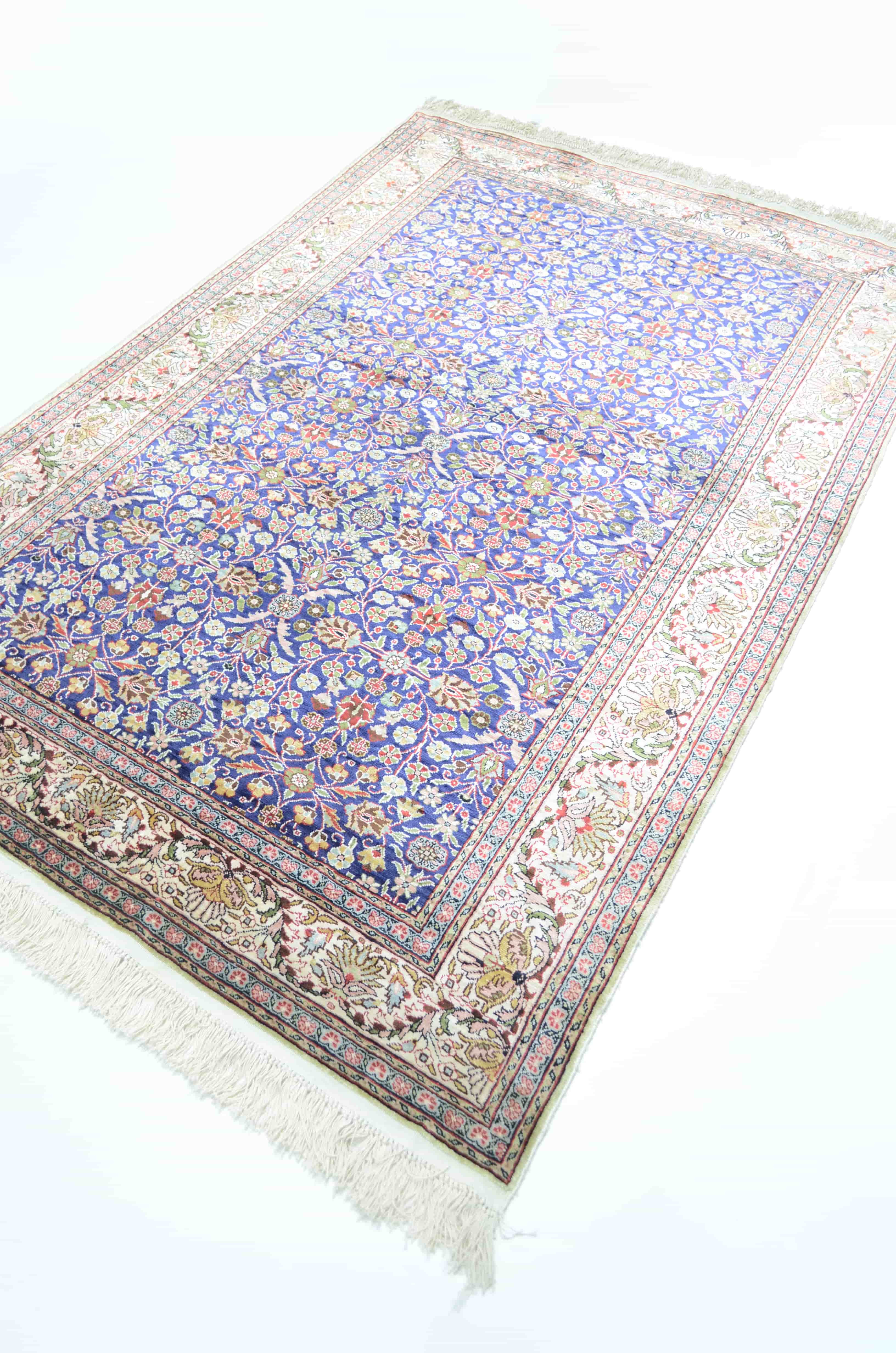 Saf İpekten El Dokuma Yedi Dağın Çiçeği Desenli Kayseri Halısı 119x176 cm (2.09 m²)