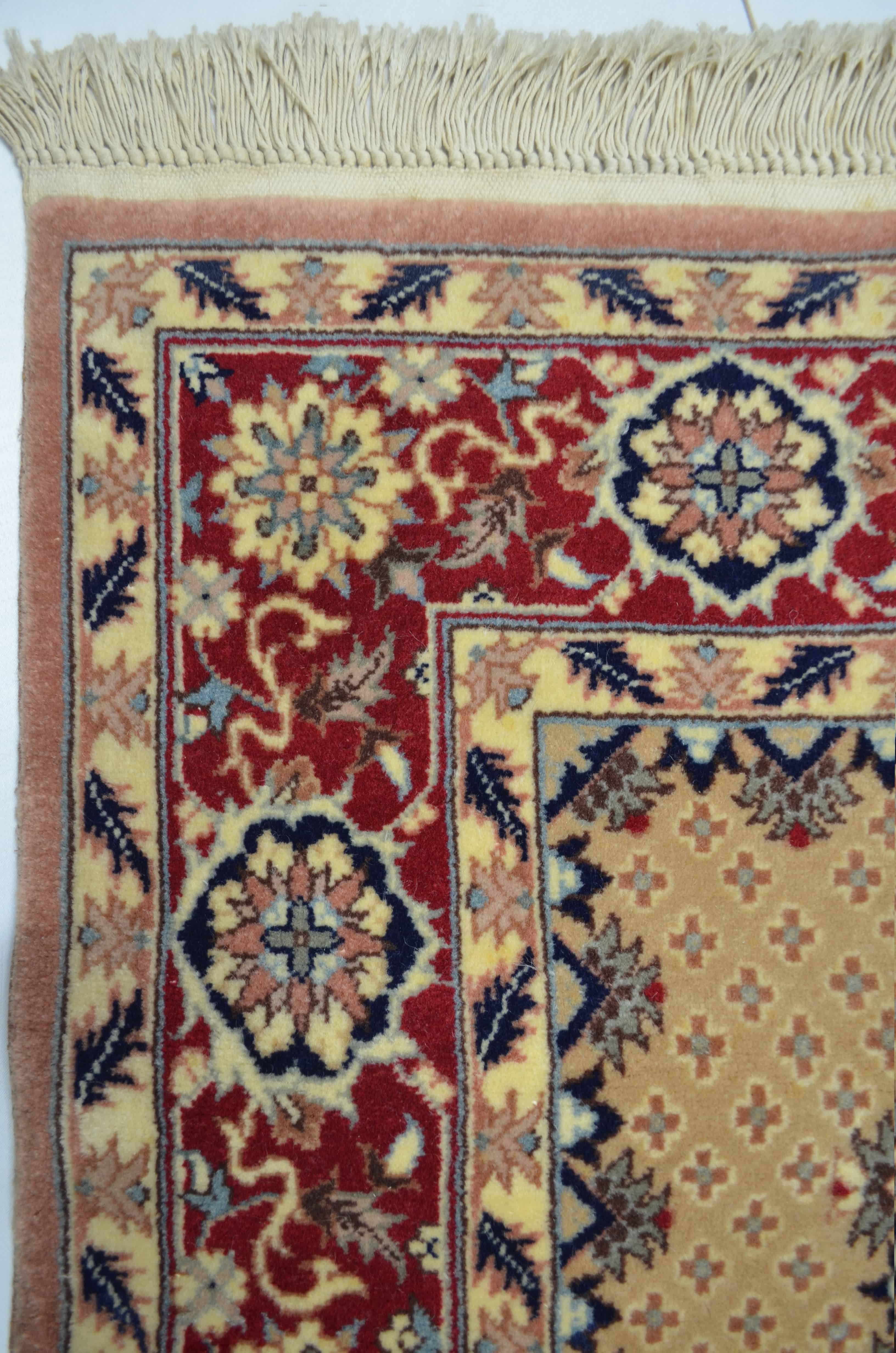İran Saruk El Dokuma Bej ve Kırmızı Renk Yün Halı 93x150 cm (1.39 m²)