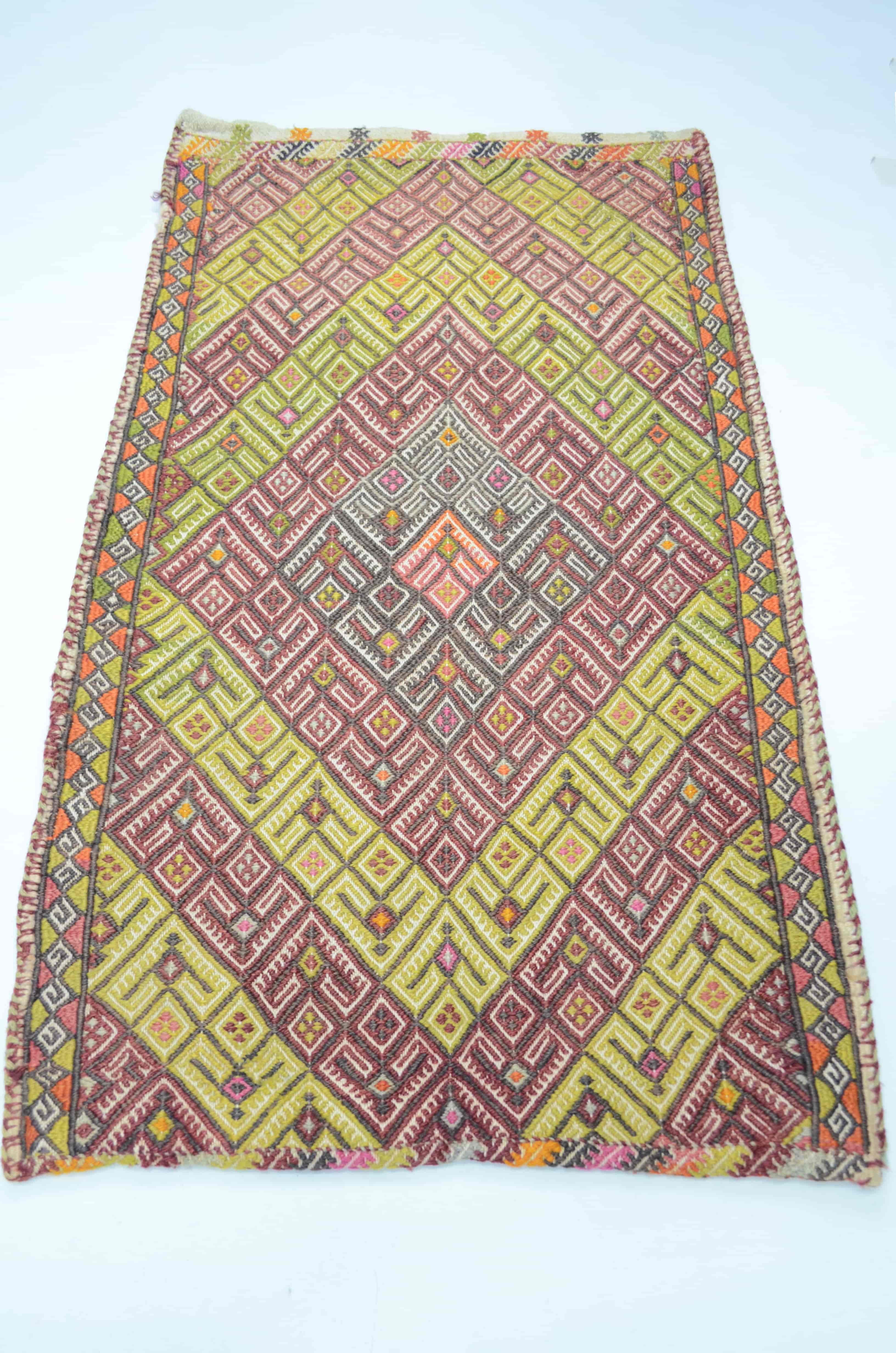 Vintage Konya Cicim El Dokuma Krem Zeminli Çok Renkli Yün Yastık 55x98 cm (0,53 m²)