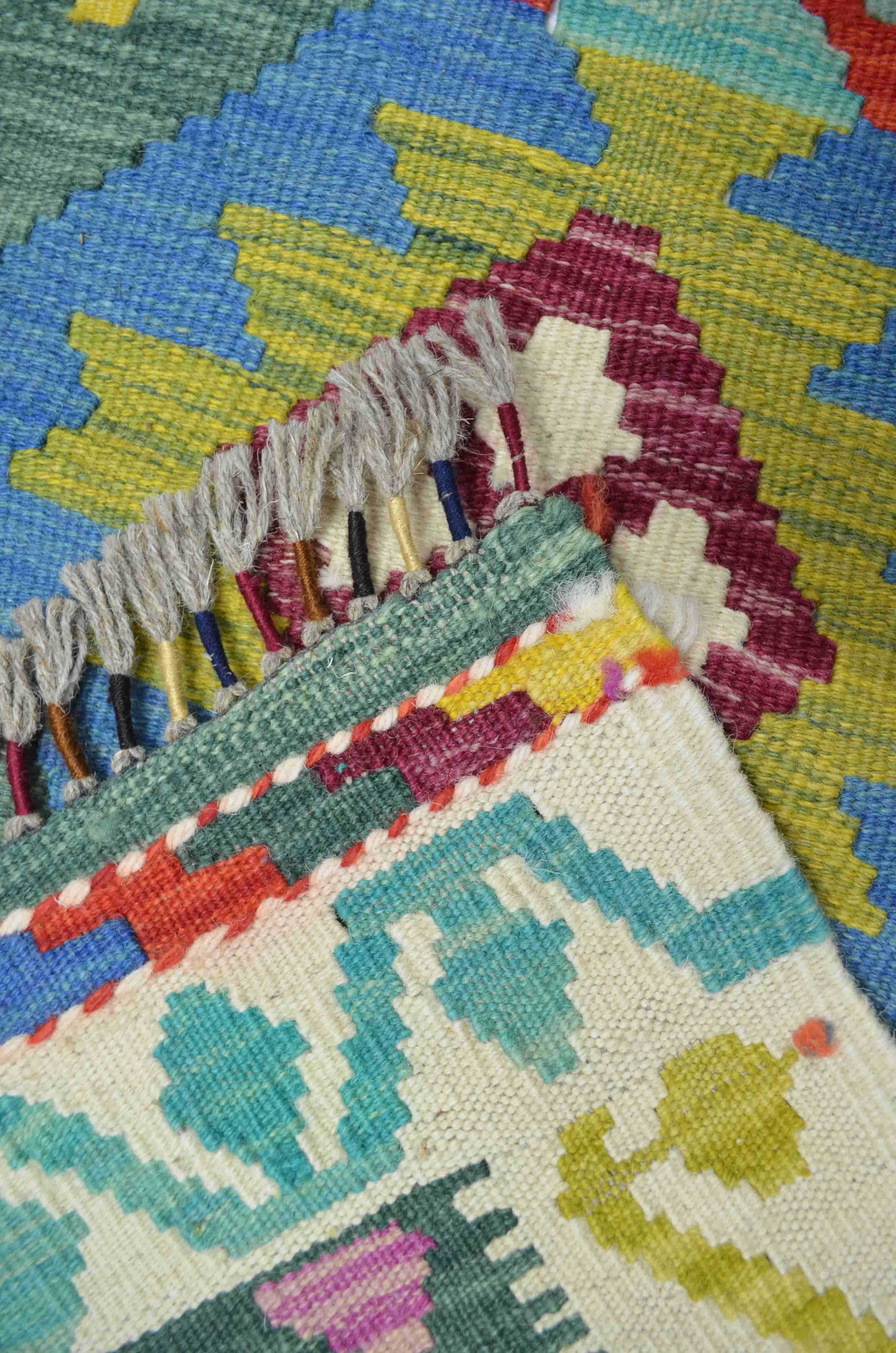 Yün İplikten El Dokuma Yeşil ve Krem Renk Afgan Kilim 111x159 cm (1.76 m²)