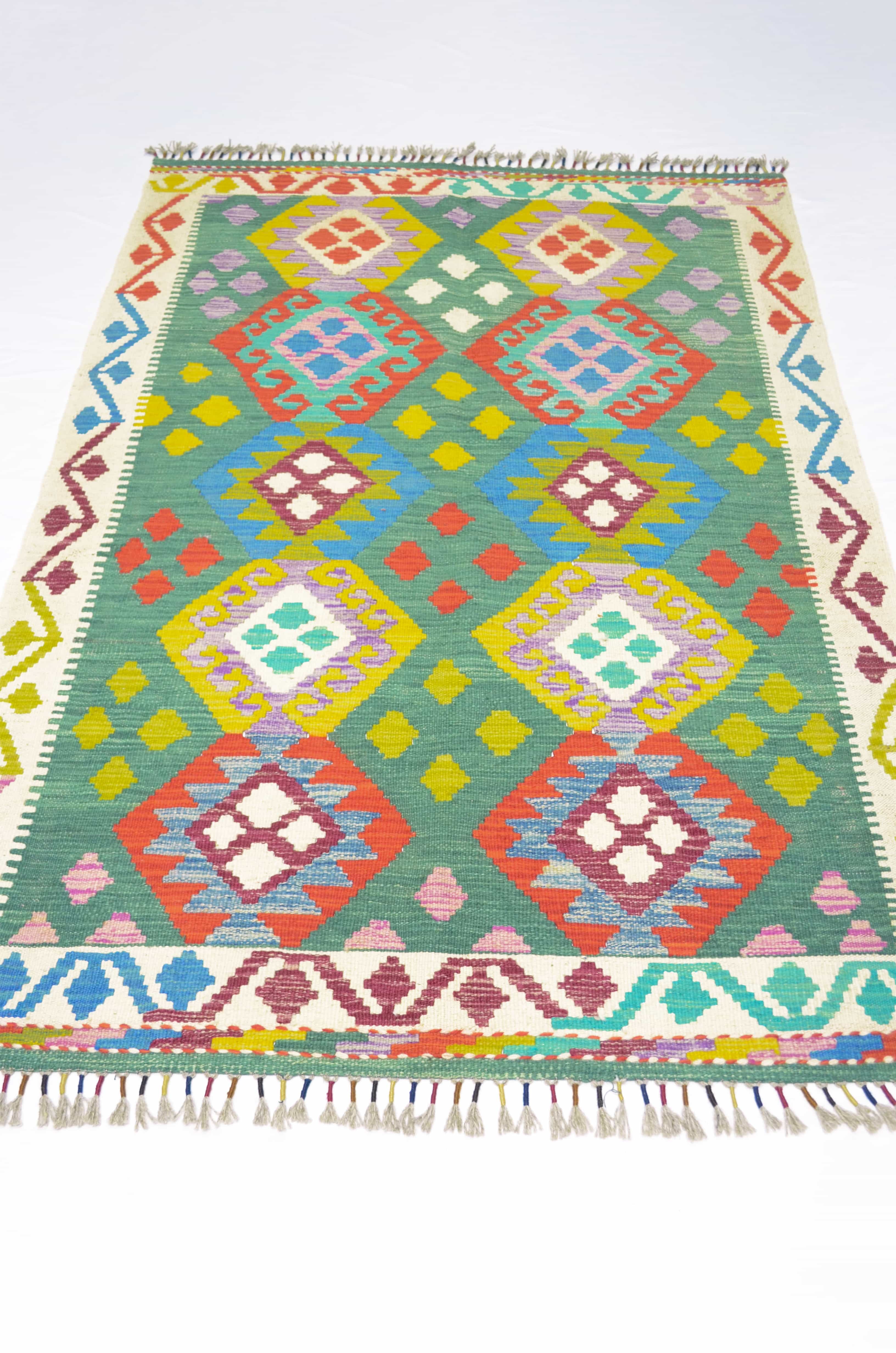 Yün İplikten El Dokuma Yeşil ve Krem Renk Afgan Kilim 111x159 cm (1.76 m²)